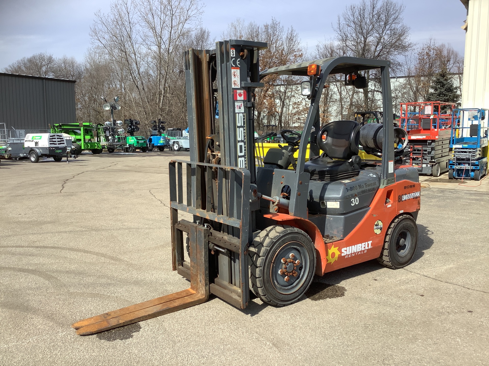 2017 Boss FY30 6,615 lb Pneumatic Tire Forklift