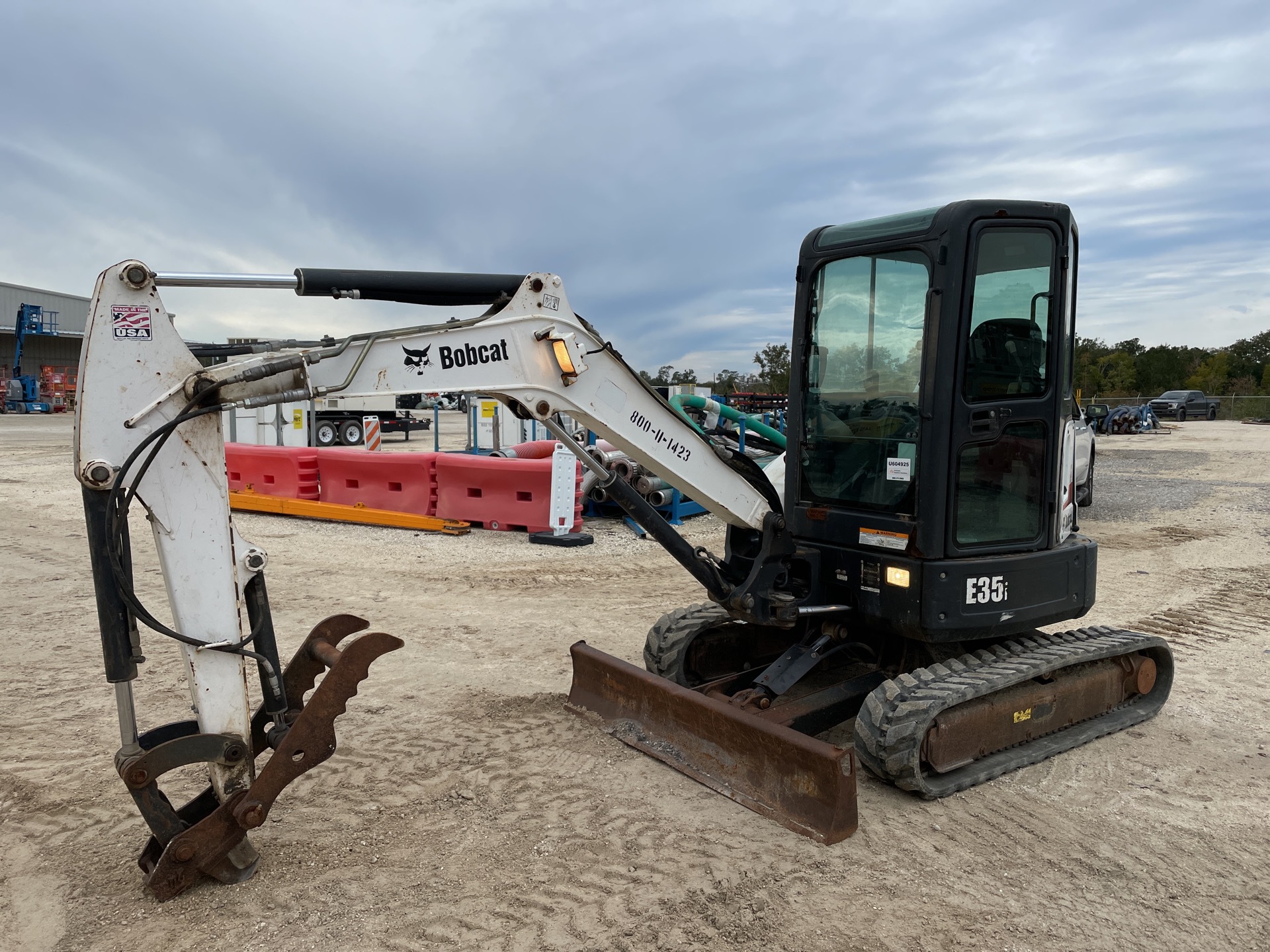 2016 Bobcat E35I Mini Excavator