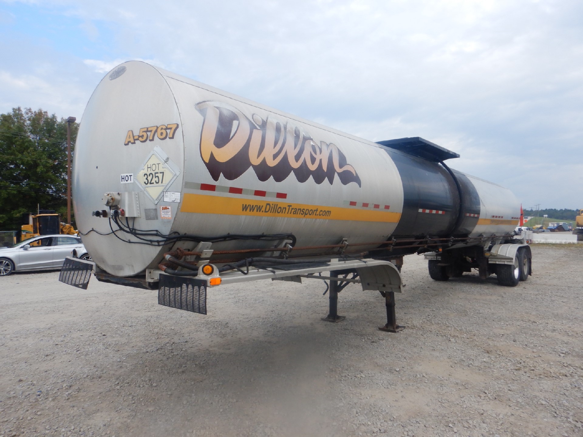 2010 Etnyre ARA T/A 7250 gal Asphalt Tank Trailer