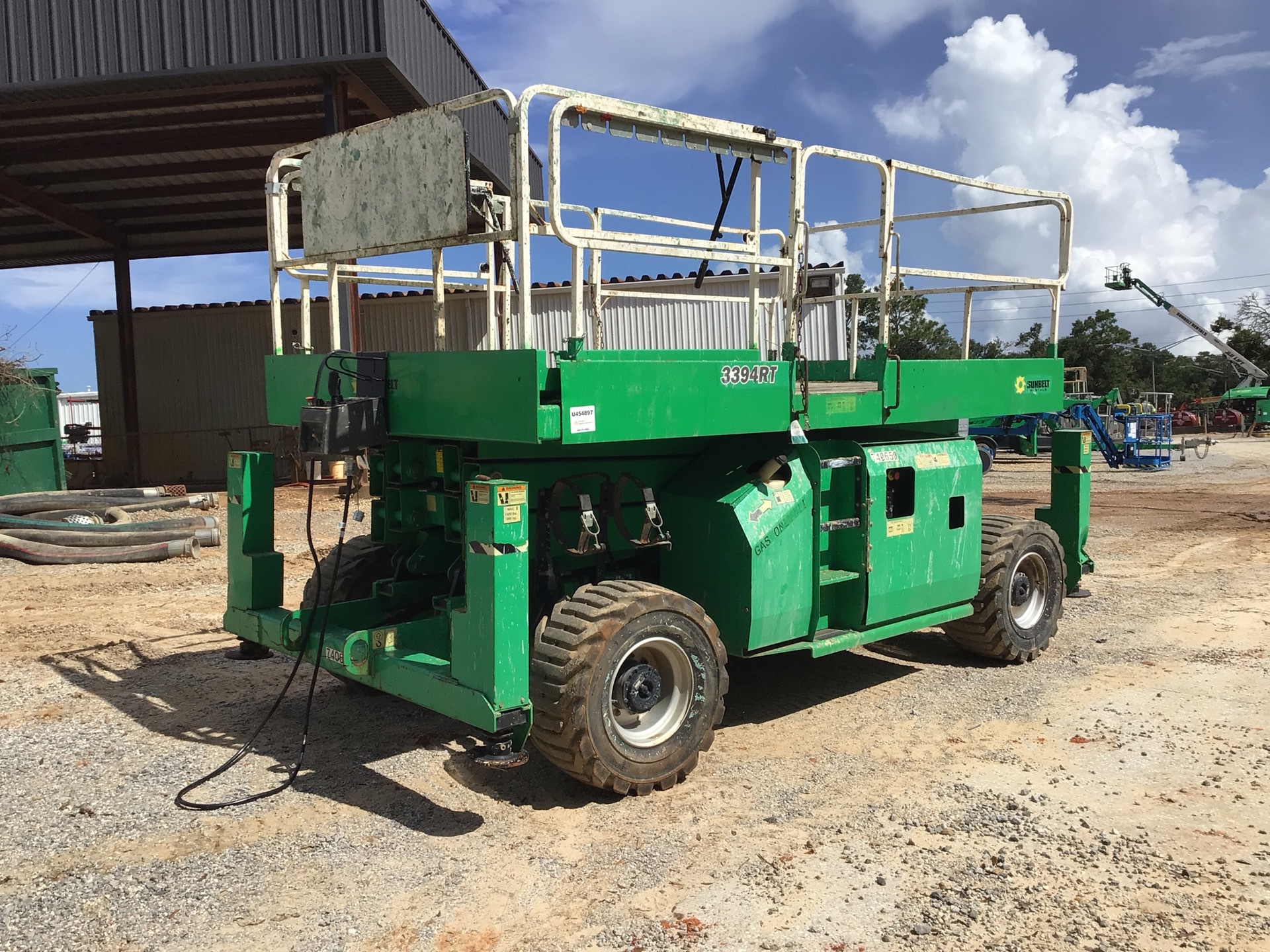 2015 JLG 3394RT Dual Fuel 4x4 Scissor Lift