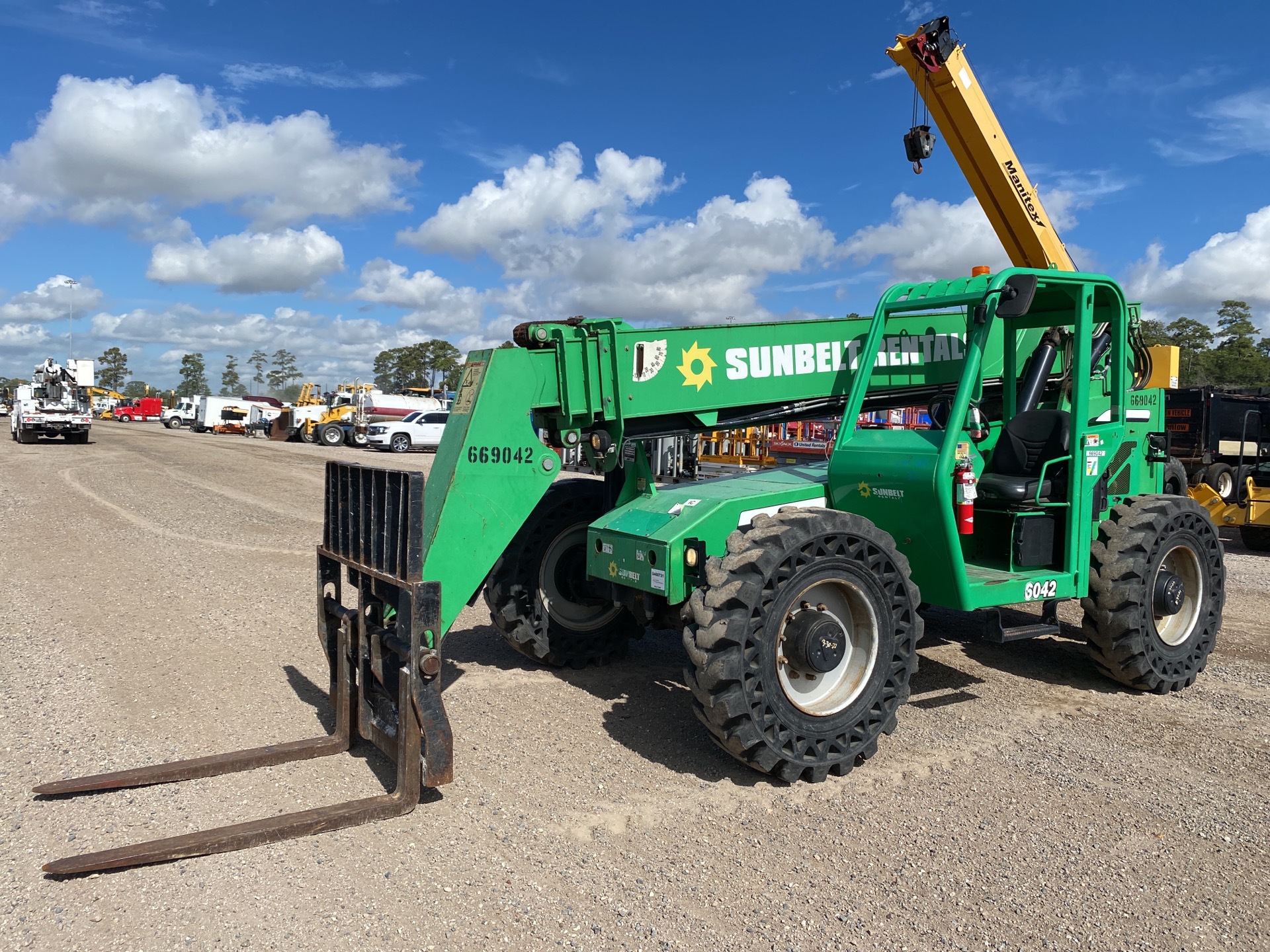 2015 JLG/SkyTrak 6042 Telehandler