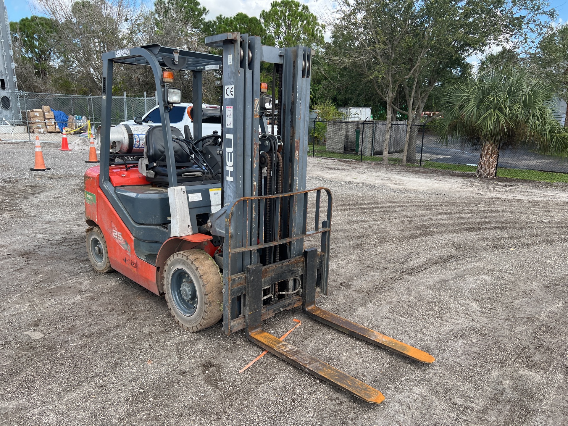 2017 Heli 25 Cushion Tire Forklift