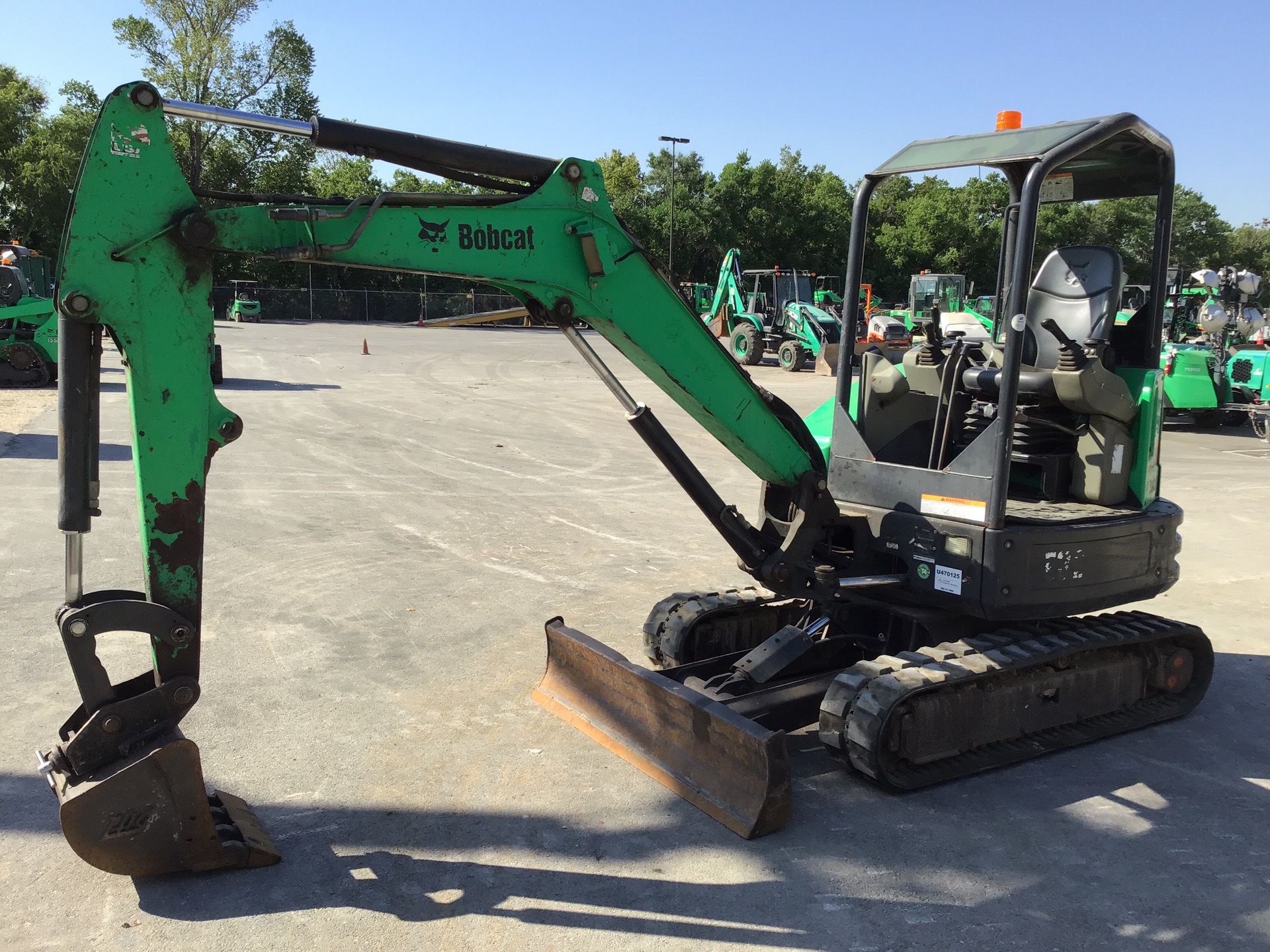 2015 Bobcat E32 Mini Excavator