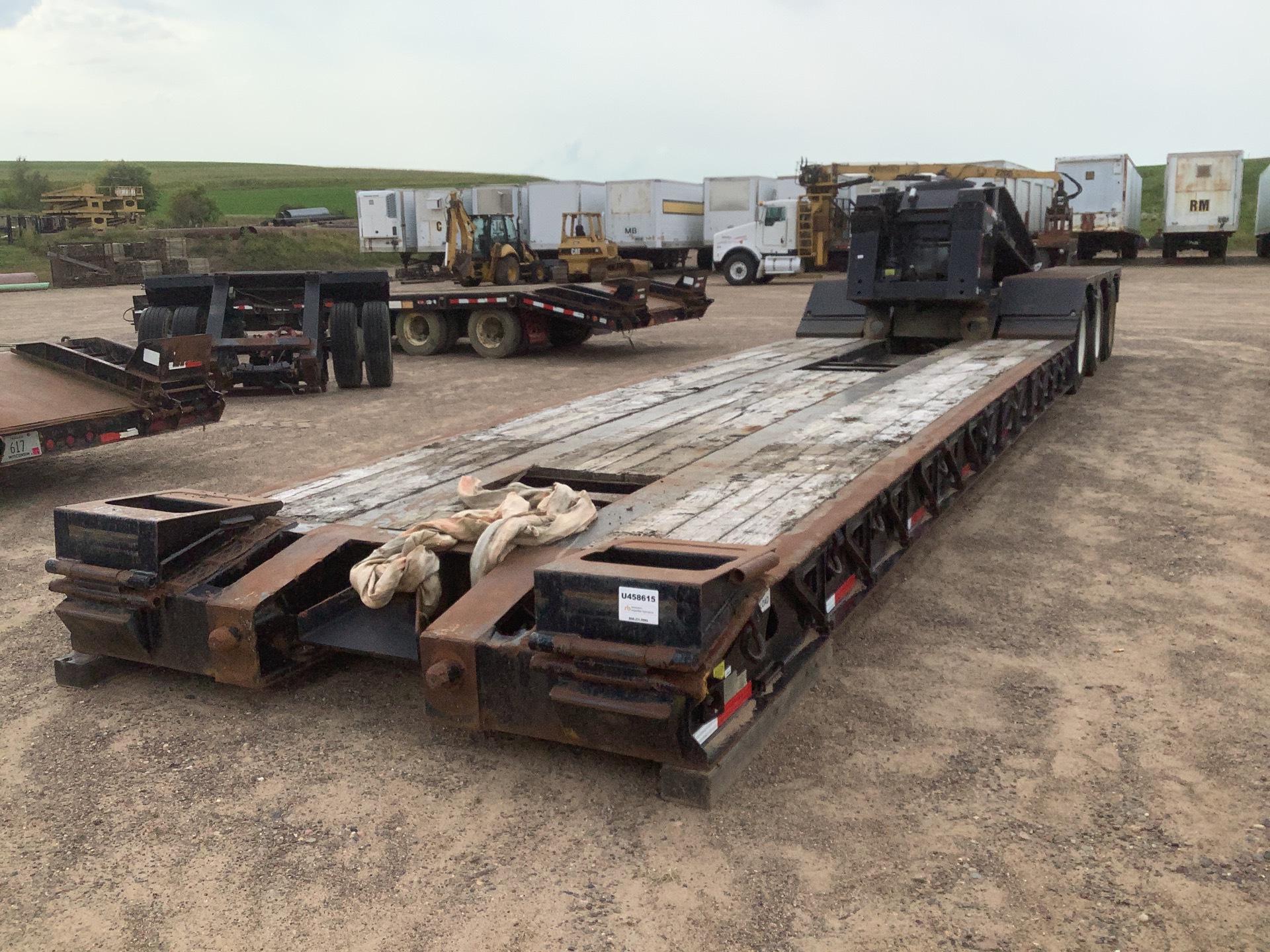 2010 Trail King TK110HDG-533 40 ft Tri/A Removable Gooseneck Lowboy Trailer