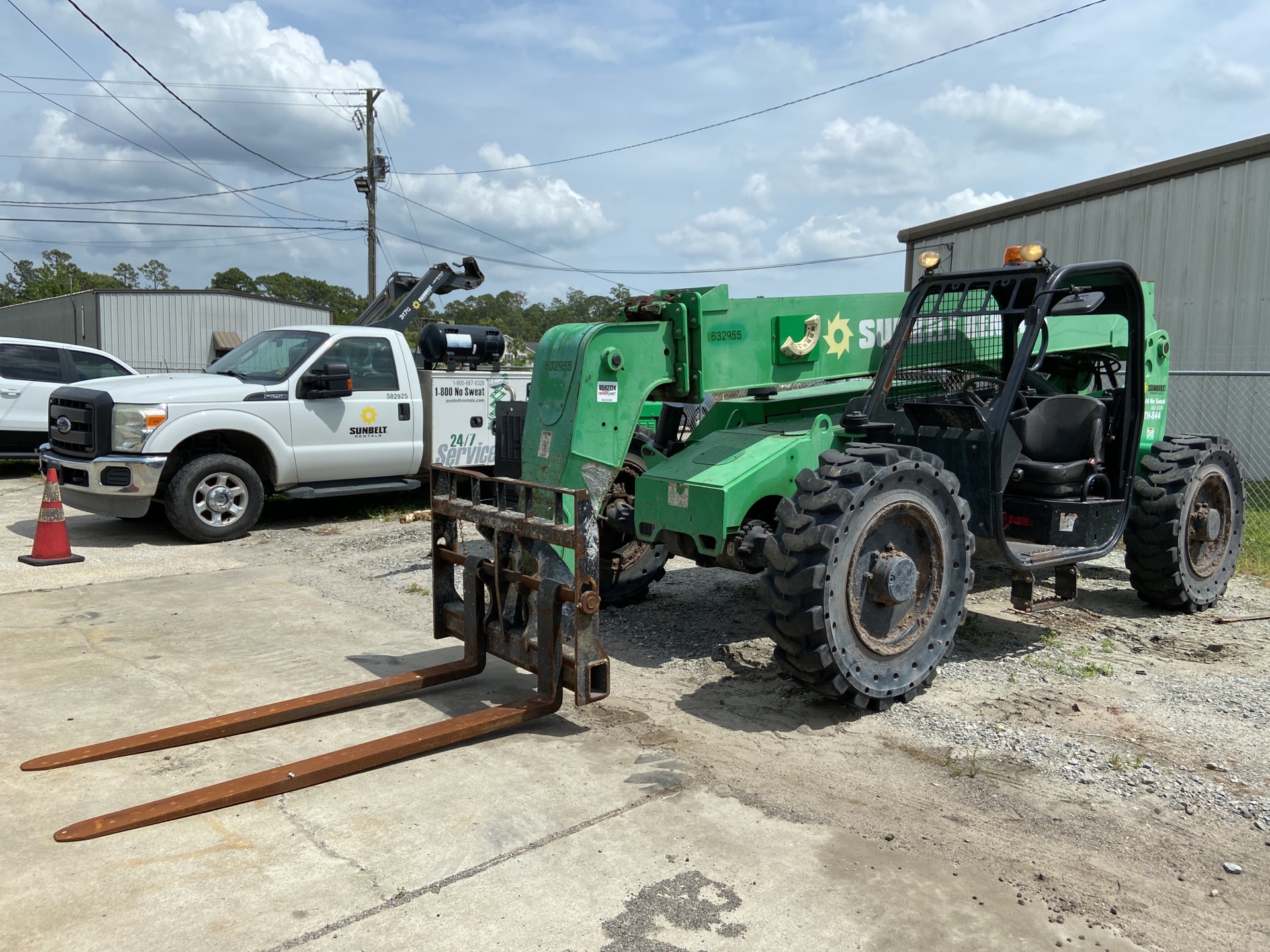 2014 Genie GTH-844 Telehandler