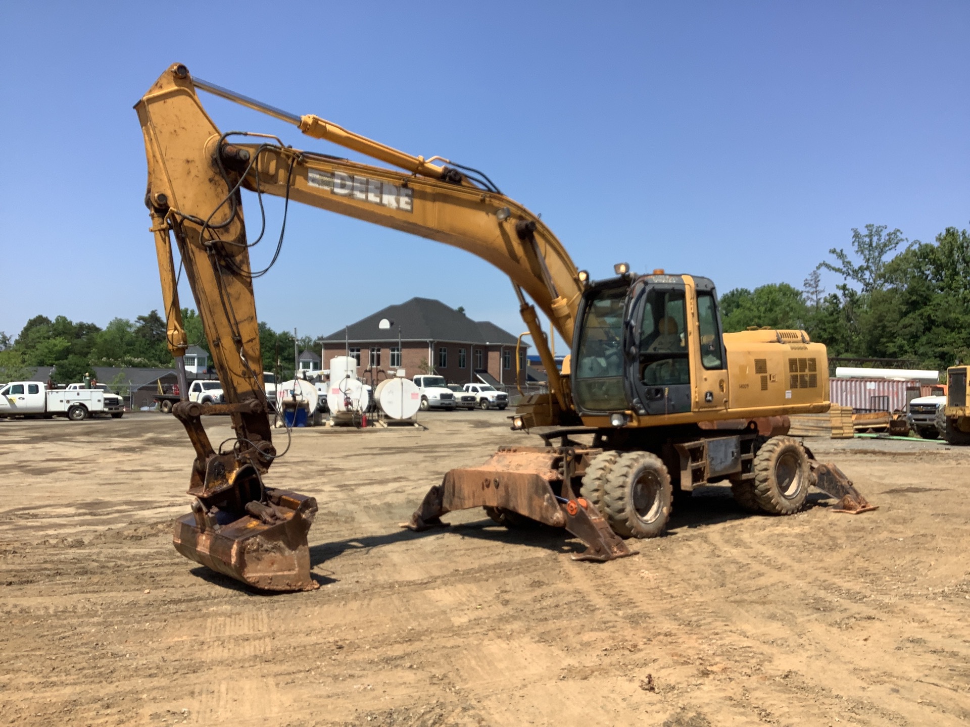 2006 John Deere  210CW Wheel Excavator