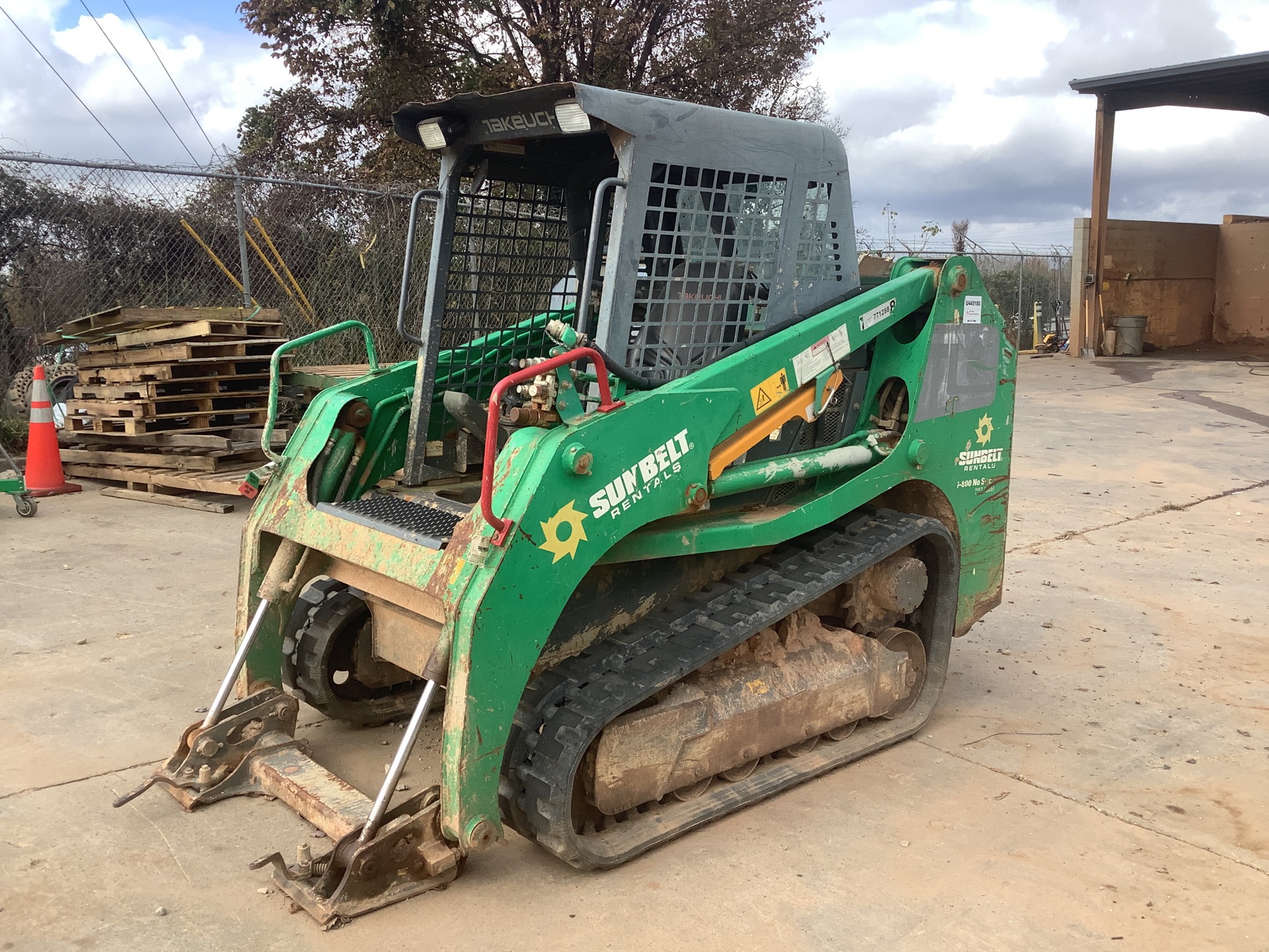 2015 Takeuchi TL8 Compact Track Loader