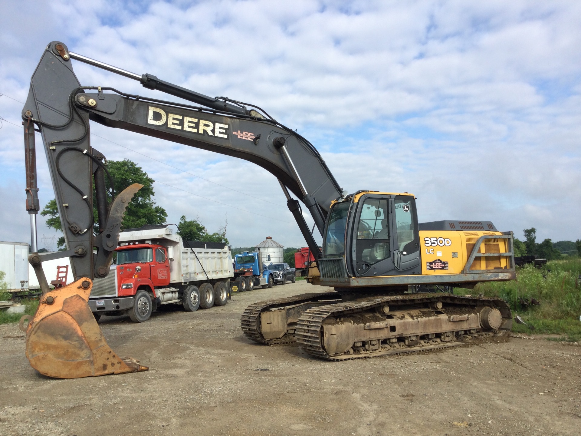 2009 John Deere 350 D LC Tracked Excavator