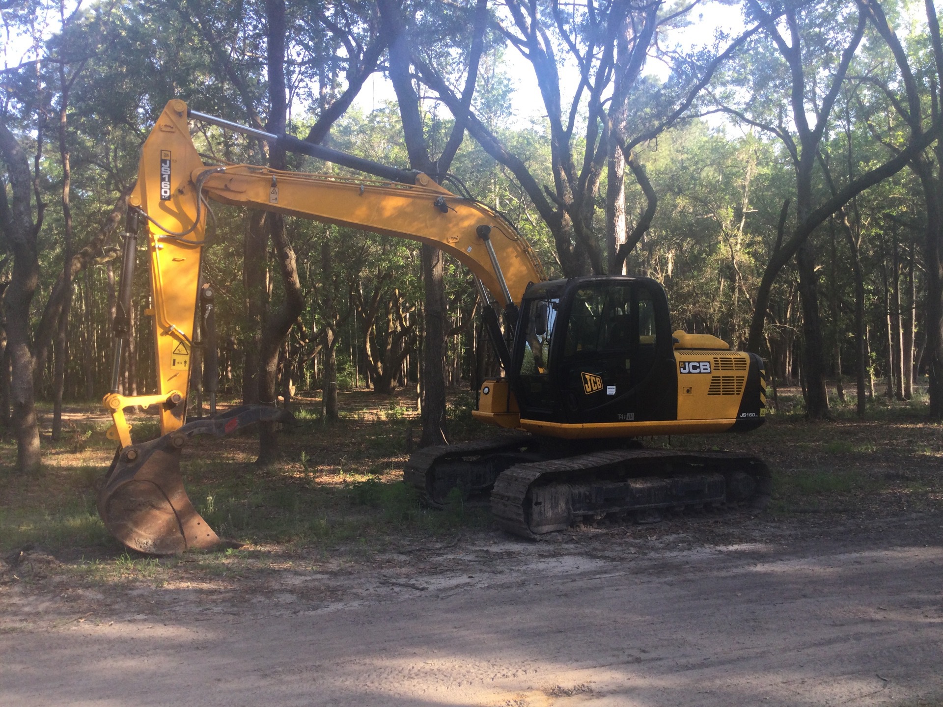 2016 JCB JS160LC Tracked Excavator