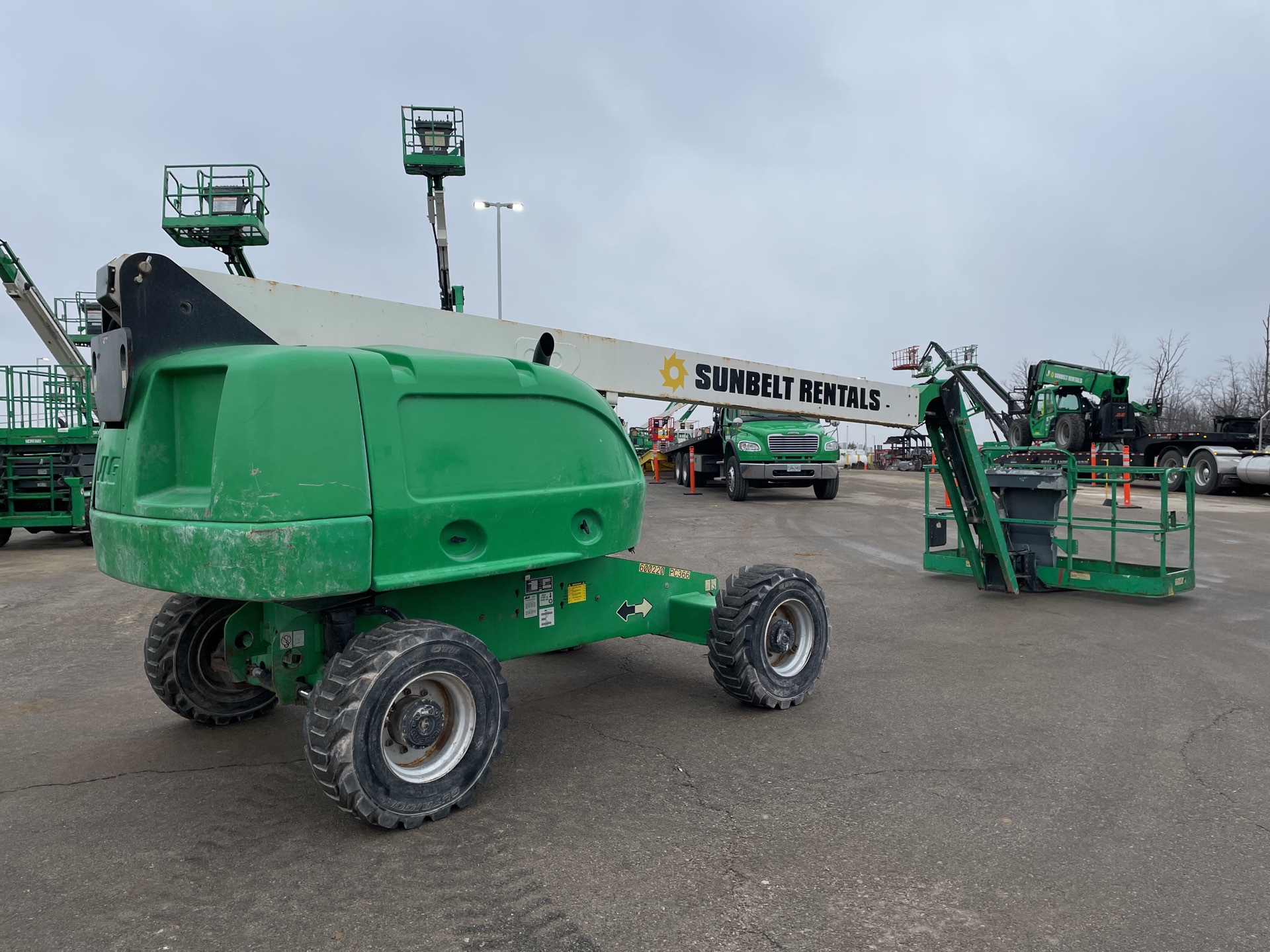 2014 JLG 460SJ 4WD Dual Fuel Telescopic Boom Lift