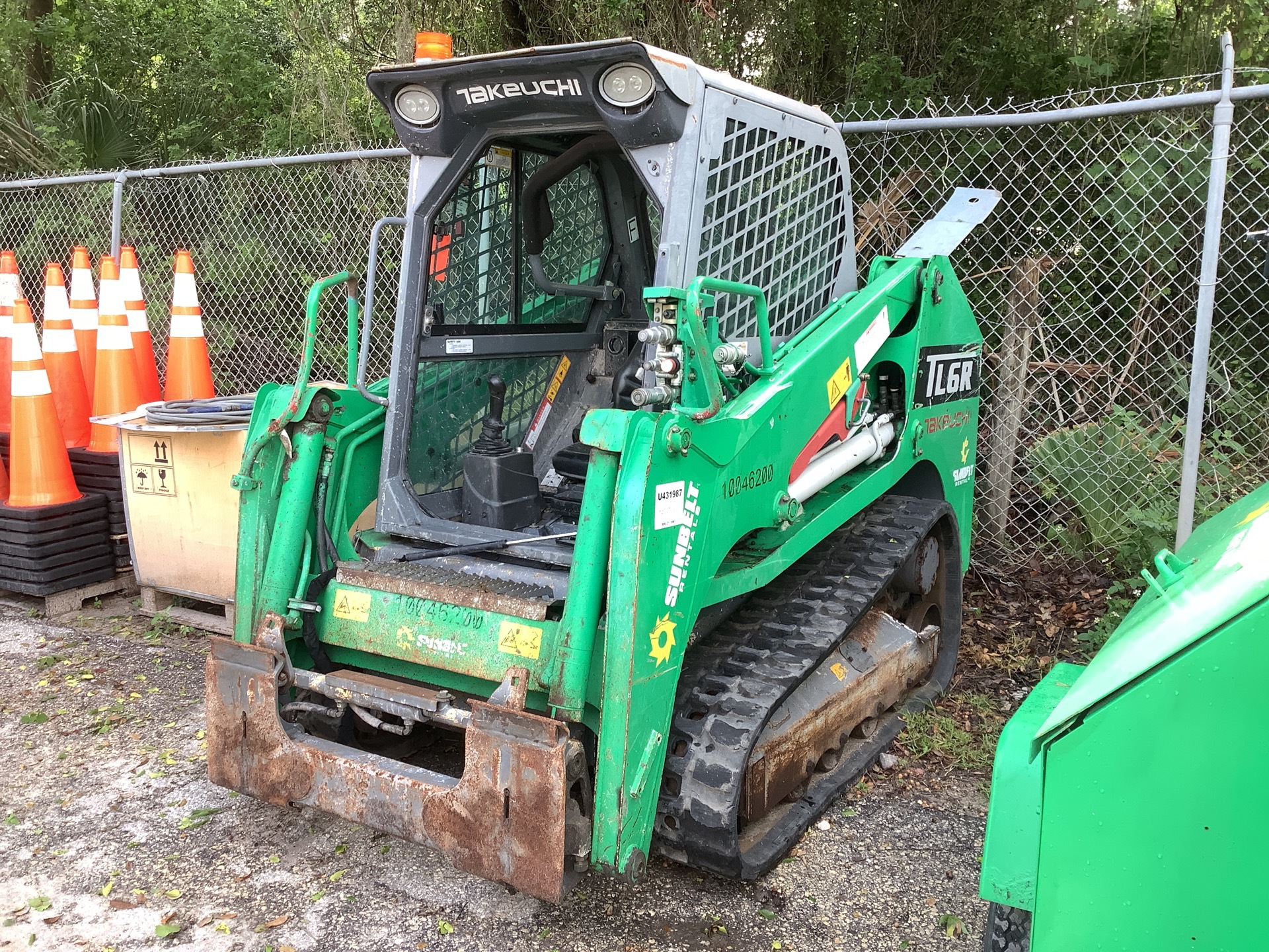 2018 Takeuchi TL6 Compact Track Loader