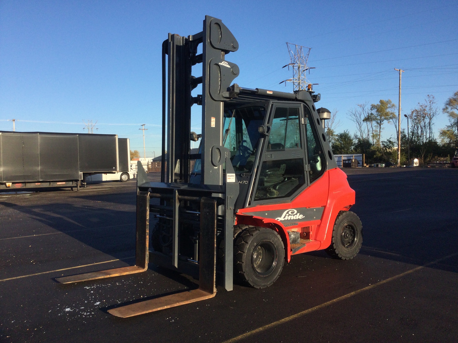 2011 Linde H70D 12825 lb Pneumatic Tire Forklift