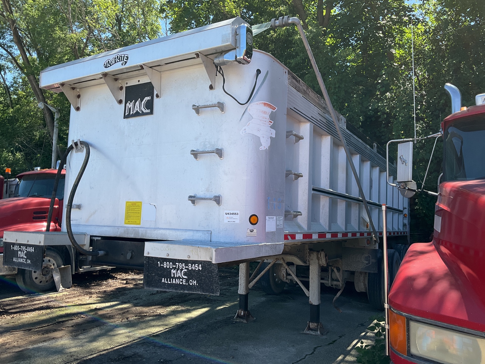 2001 Mac Tri/A End Dump Trailer