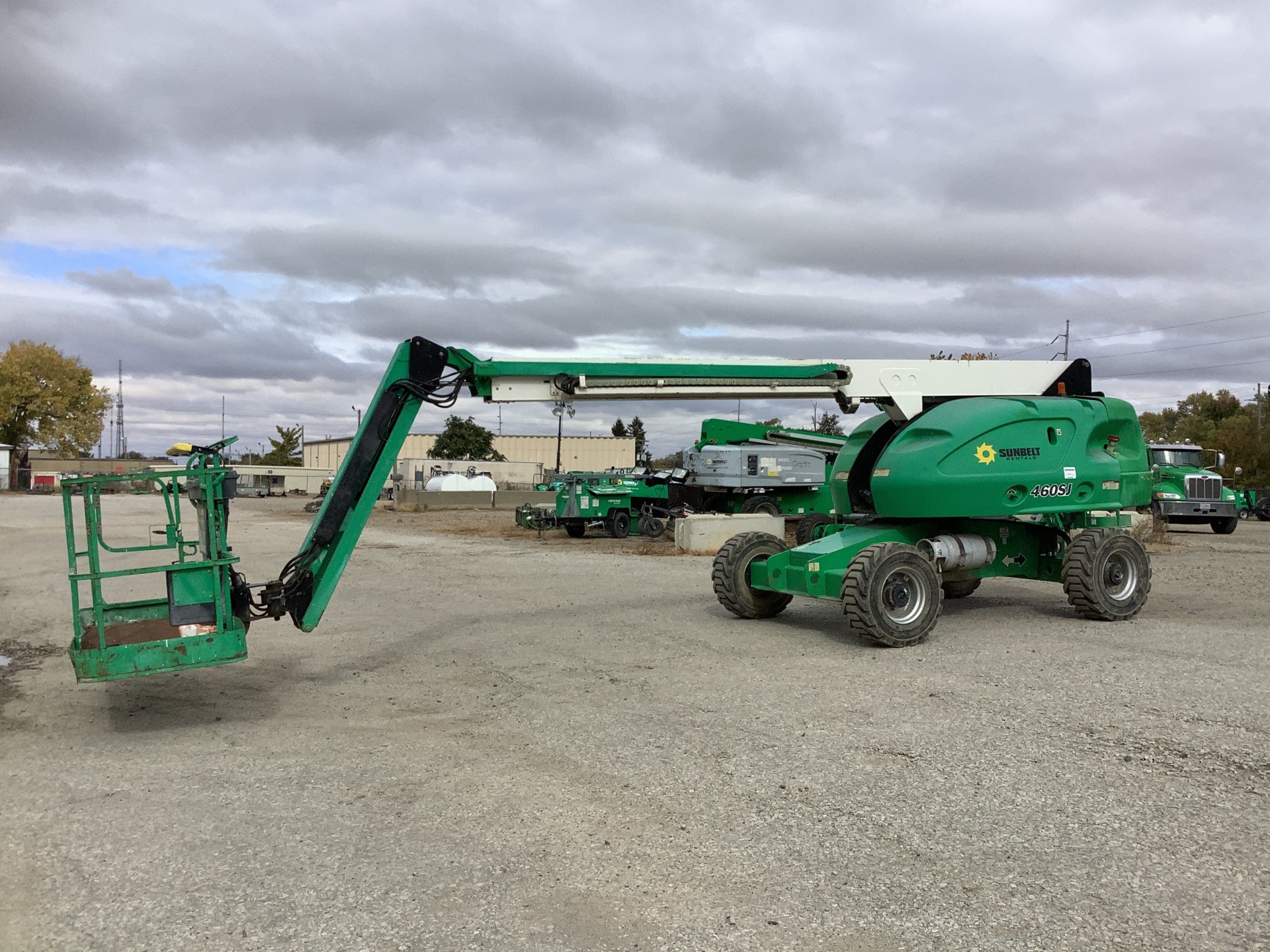 2014 JLG 460SJ 4WD Dual Fuel Telescopic Boom Lift