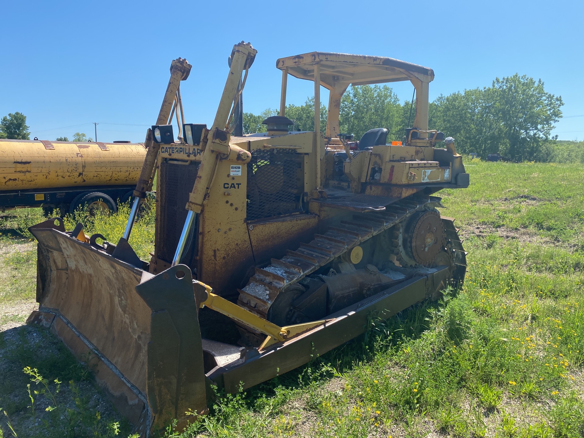 1986 Cat D6H Crawler Dozer