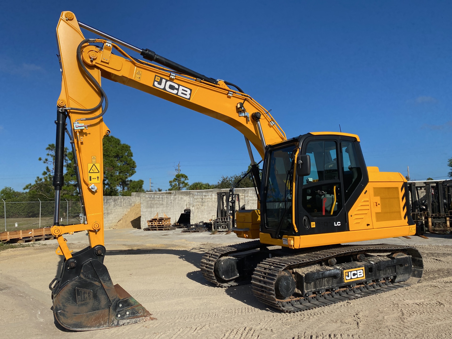 2019 JCB 150XLC Tracked Excavator