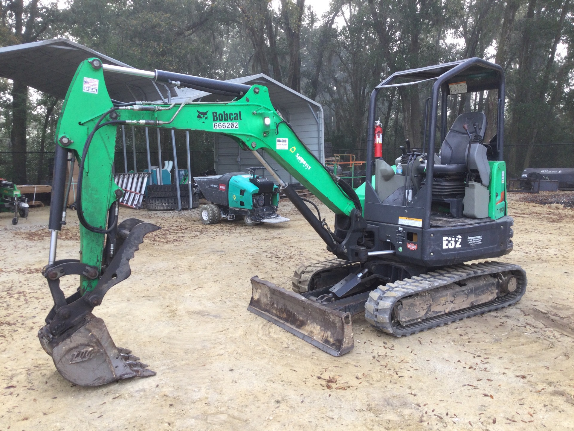 2014 Bobcat E32 Mini Excavator