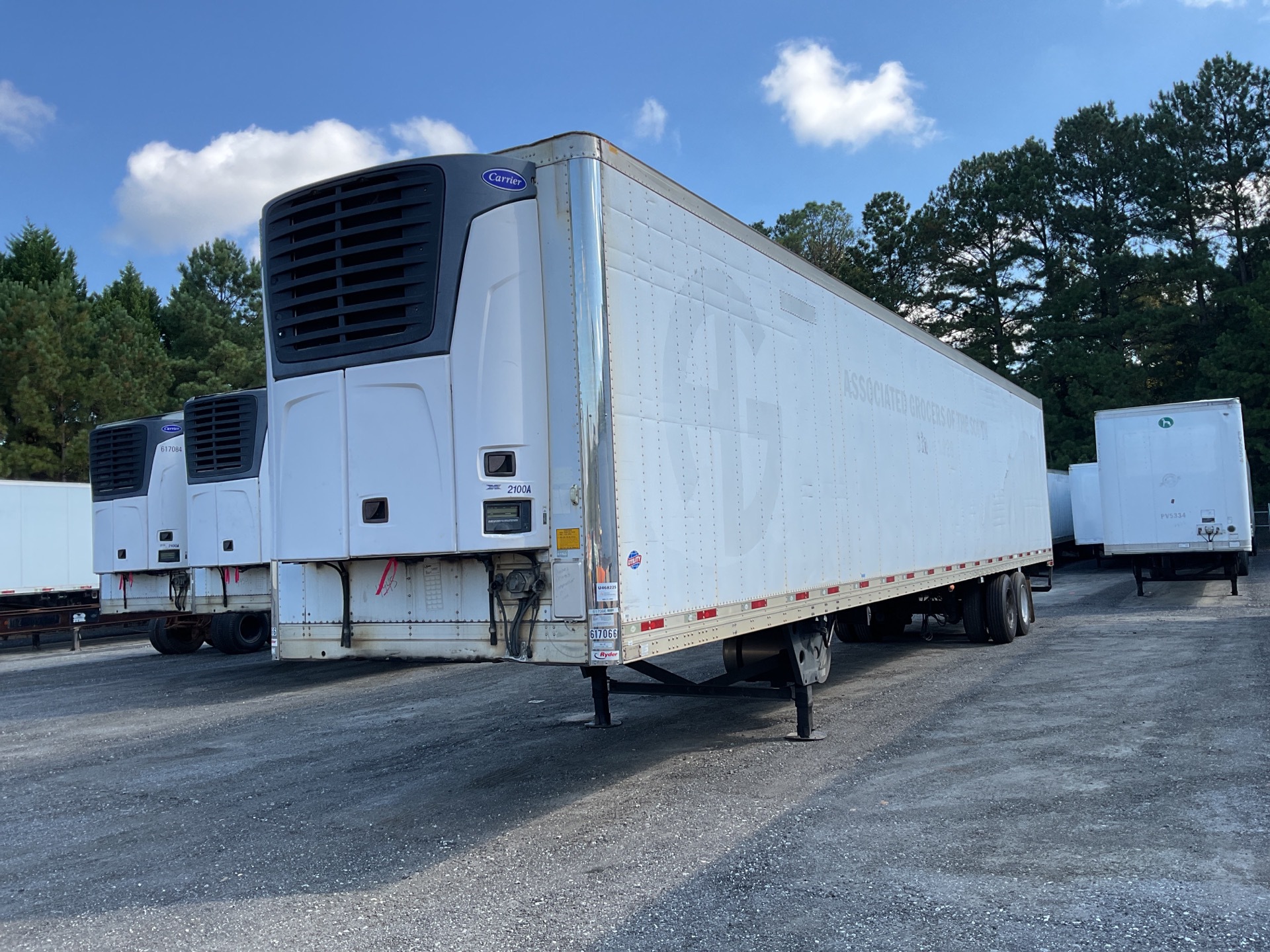 2010 Utility VS2RA 53 ft x 102 in T/A Refrigerated Trailer