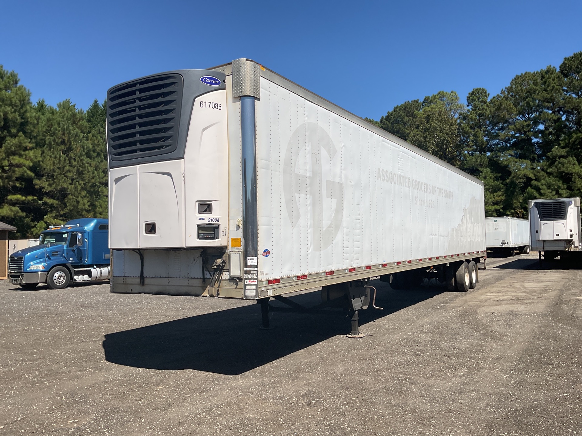 2010 Utility 53 ft x 102 in T/A Refrigerated Trailer