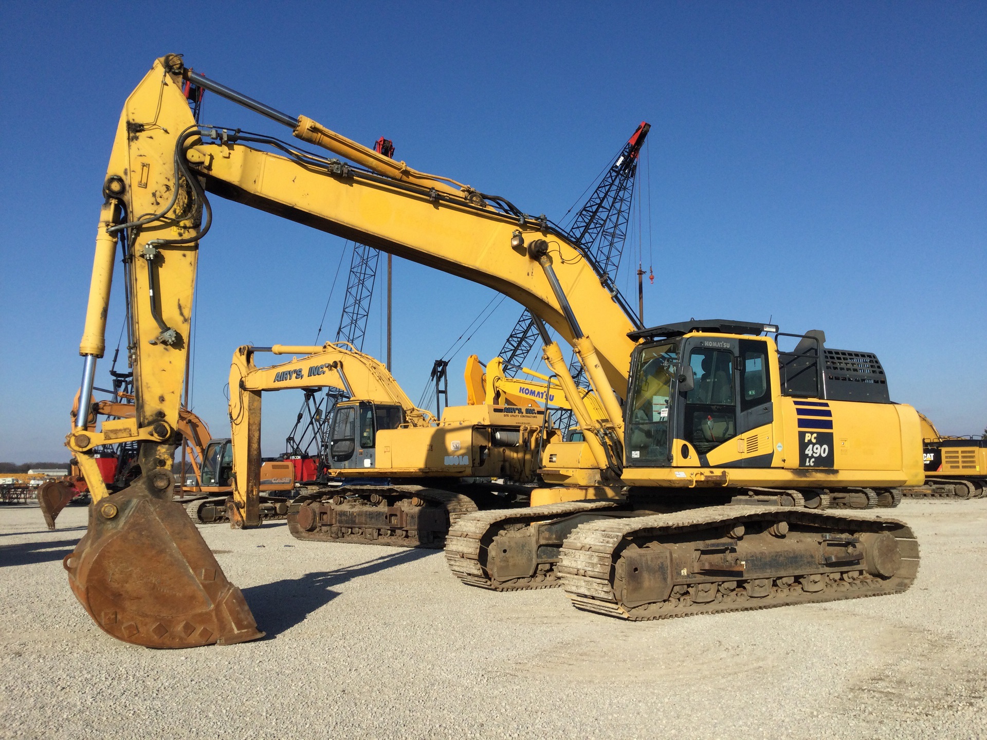 2015 Komatsu PC490LC-11 Tracked Excavator