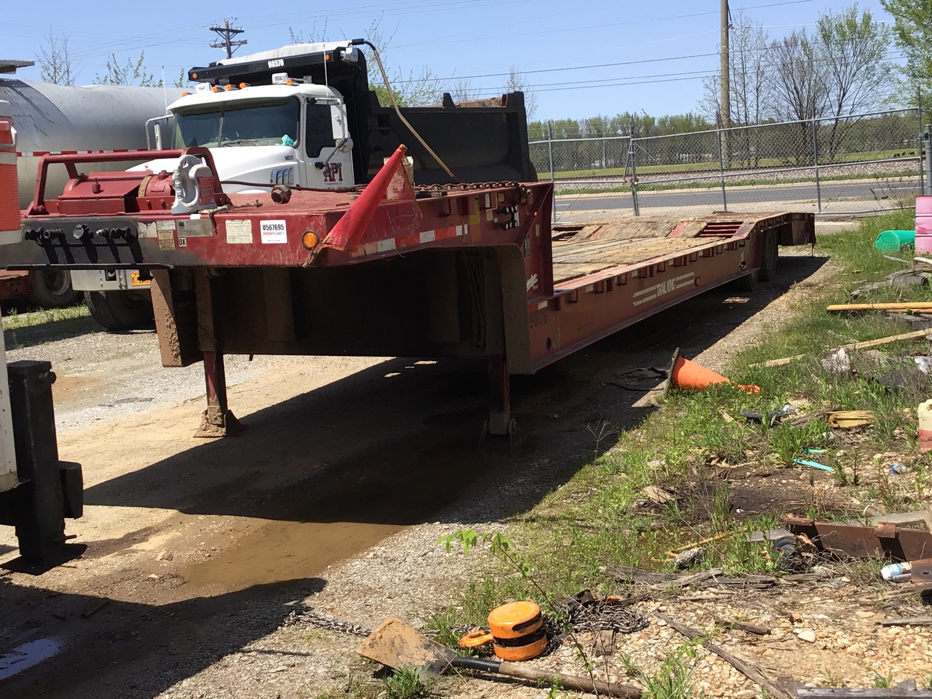 2006 Trail King TK70HT-502 T/A Hydraulic Tail Trailer