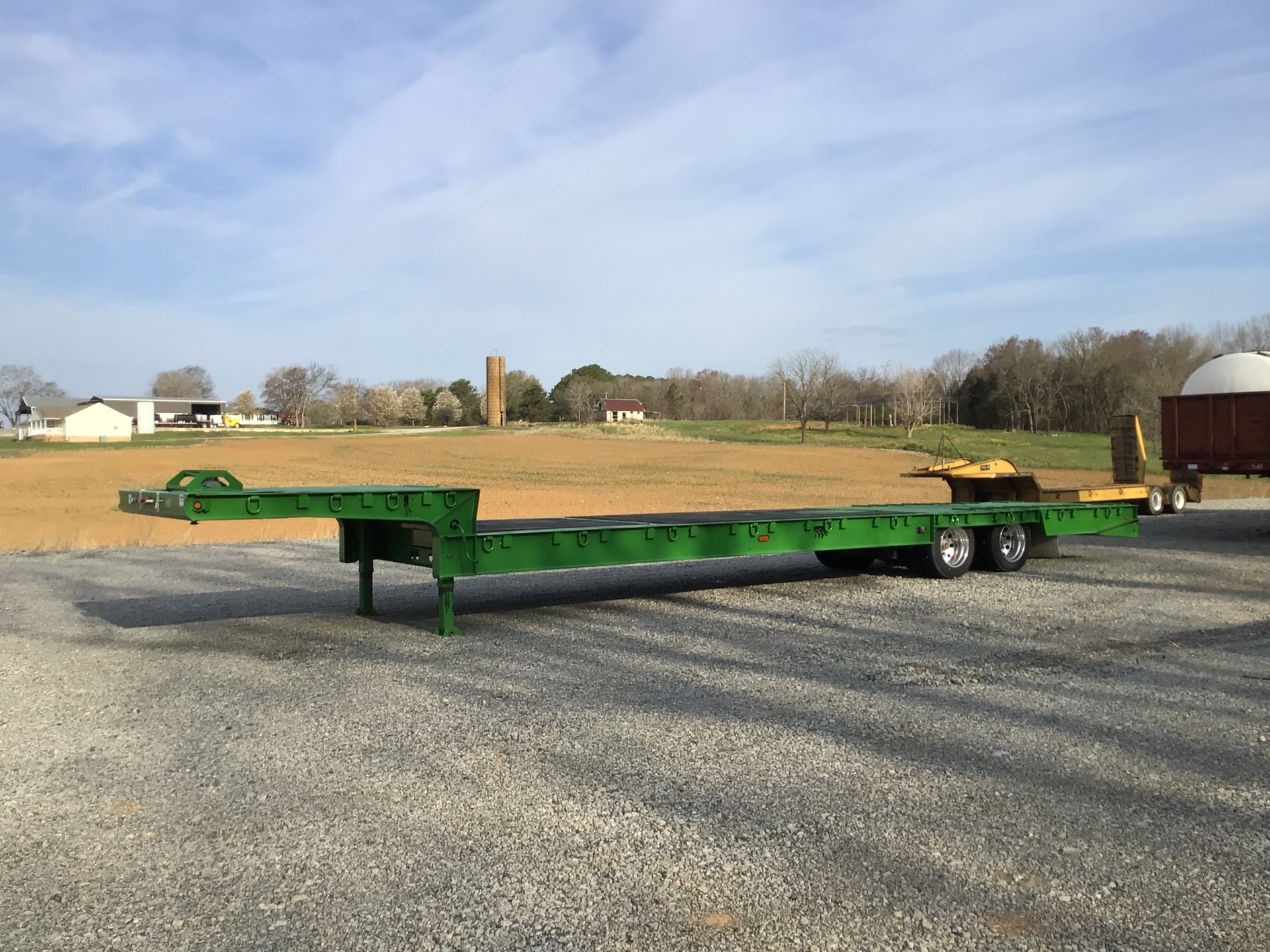 2011 Talbert  47 ft 6 in T/A Hydraulic Tail Trailer