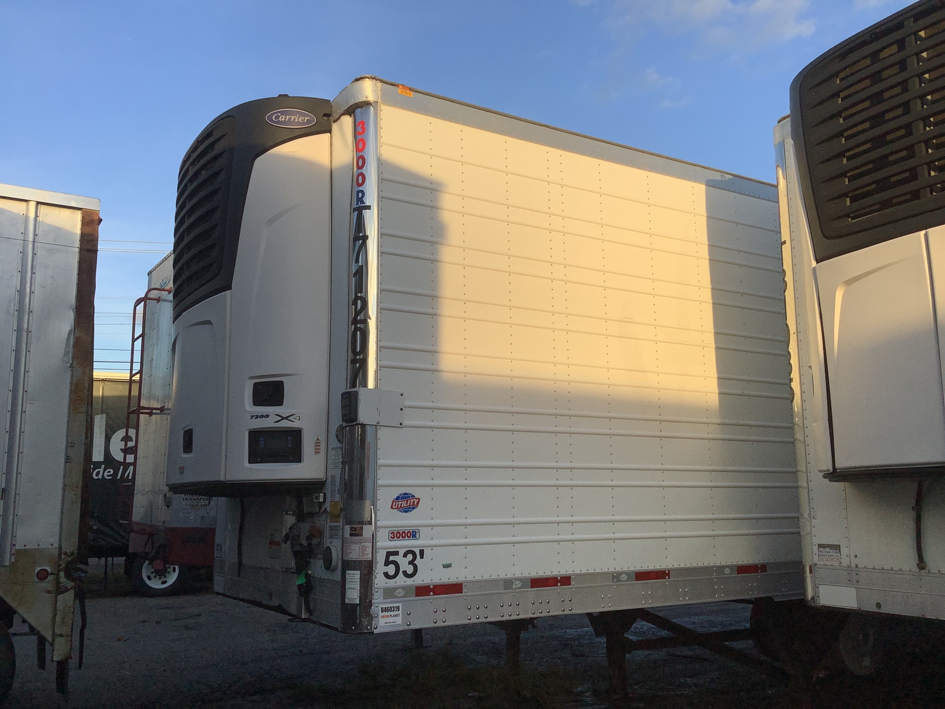 2017 Utility 52 ft 4 in x 102 in T/A Refrigerated Trailer