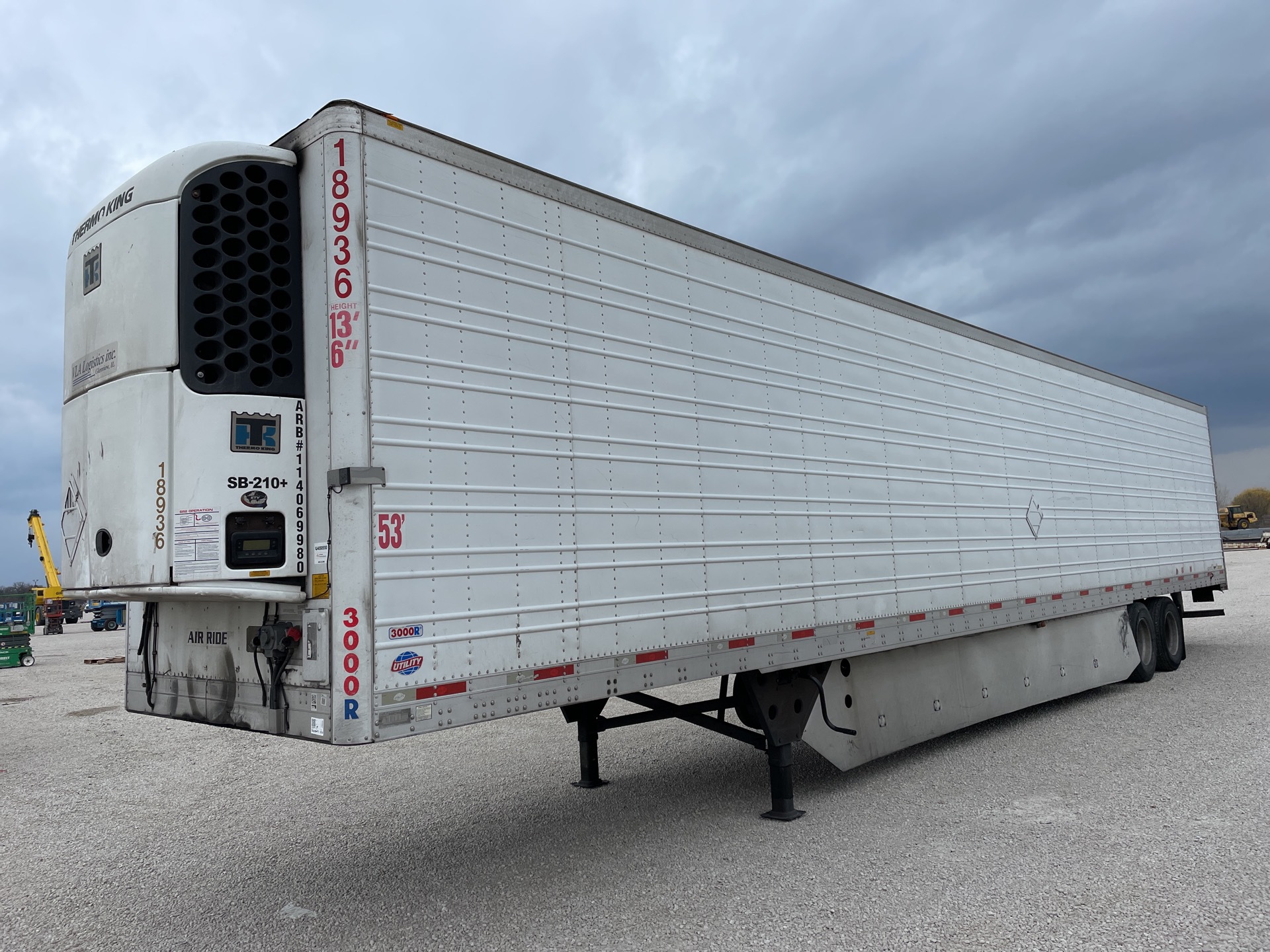 2012 Utility VS2RA 53 ft x 102 in T/A Refrigerated Trailer