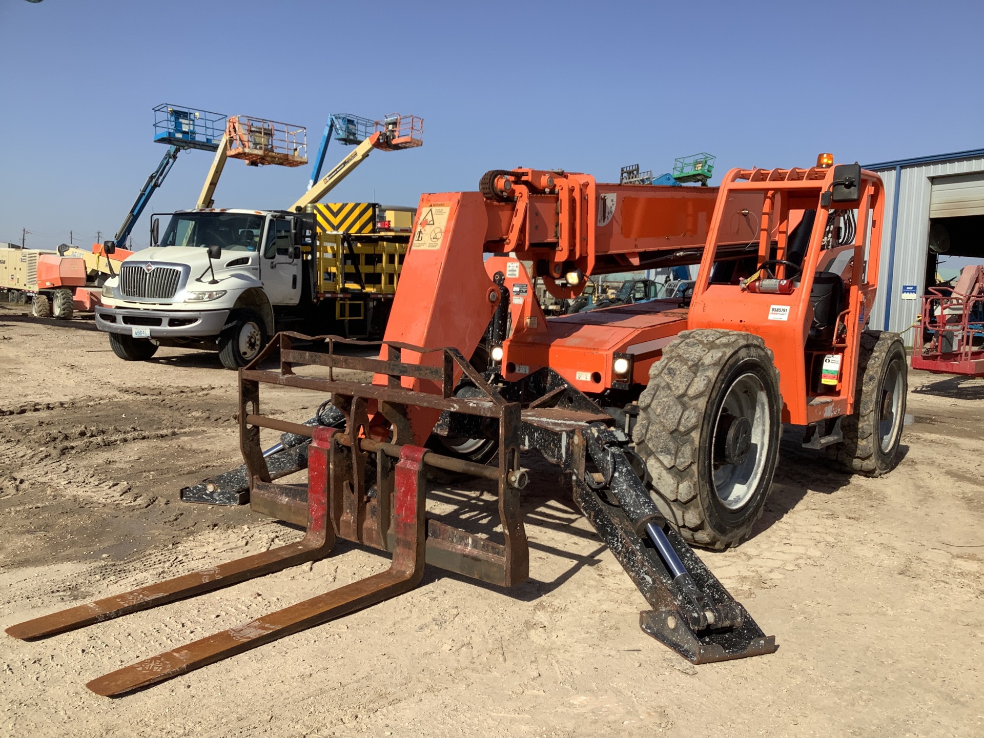 2014 JLG/SkyTrak 10054 Telehandler