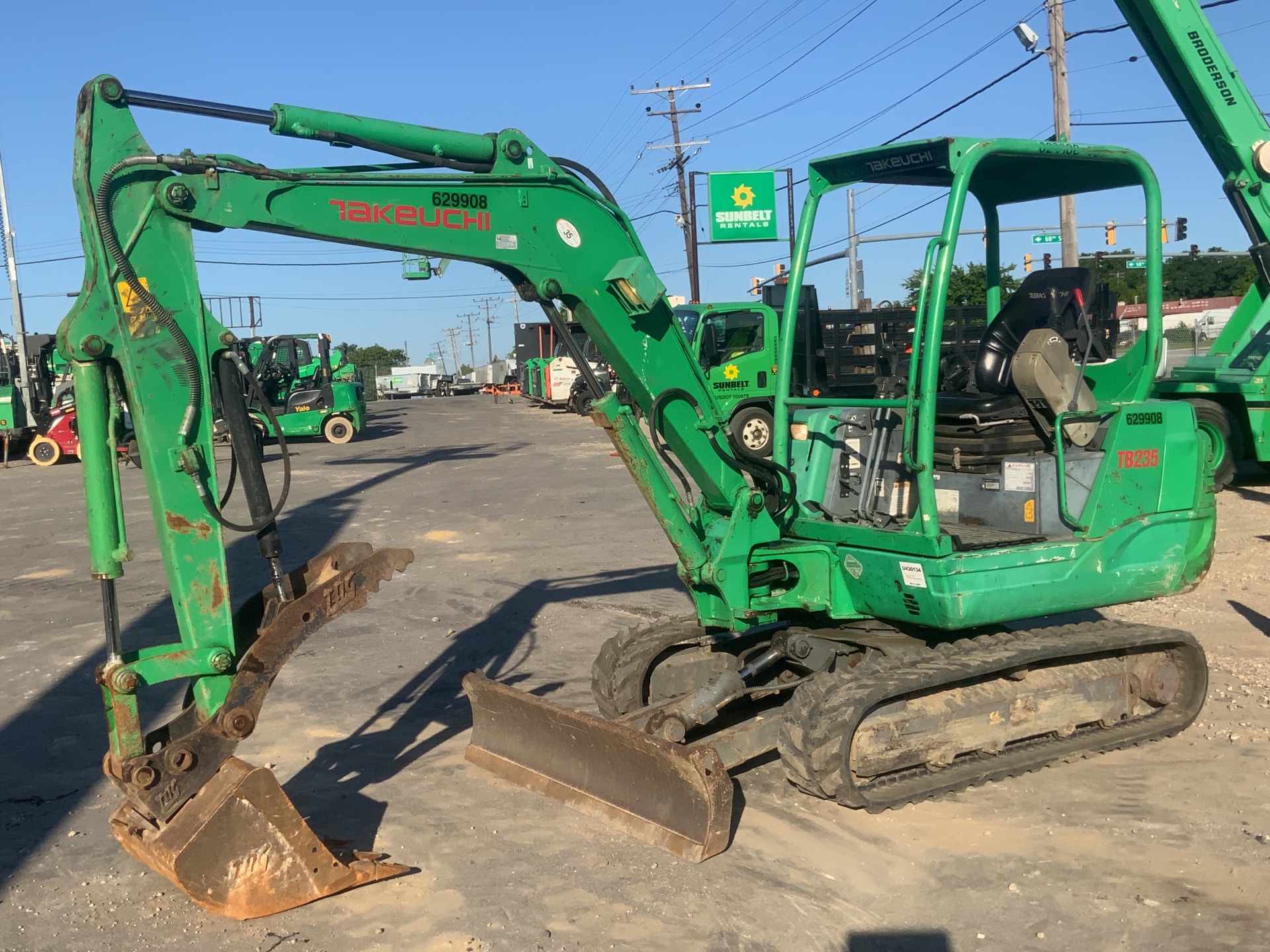 2014 Takeuchi TB235 Mini Excavator