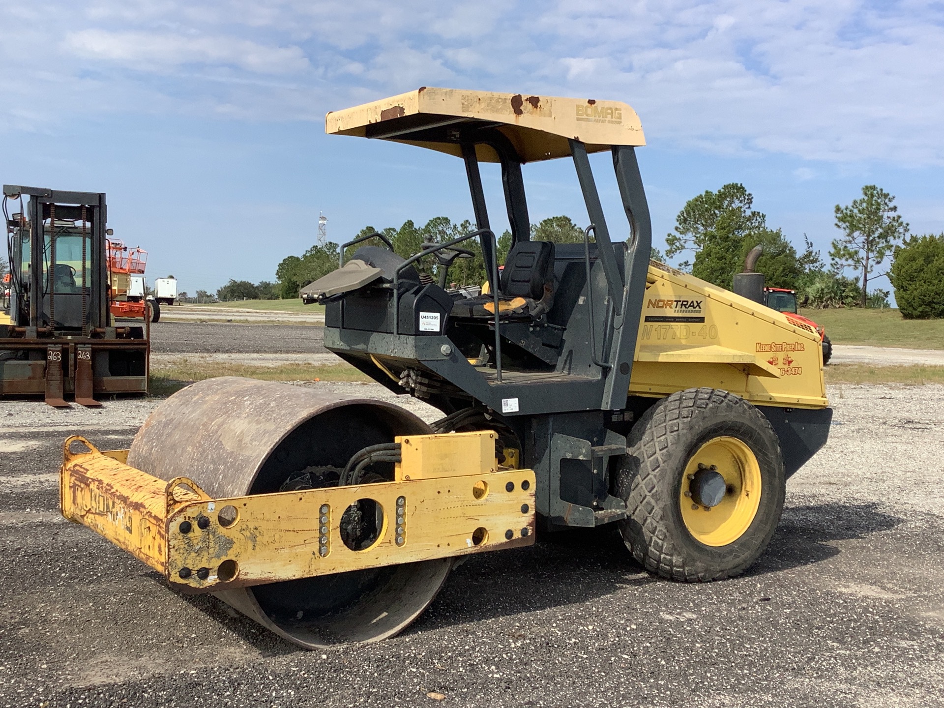 2011 Bomag BW177D-40 Smooth Drum Compactor