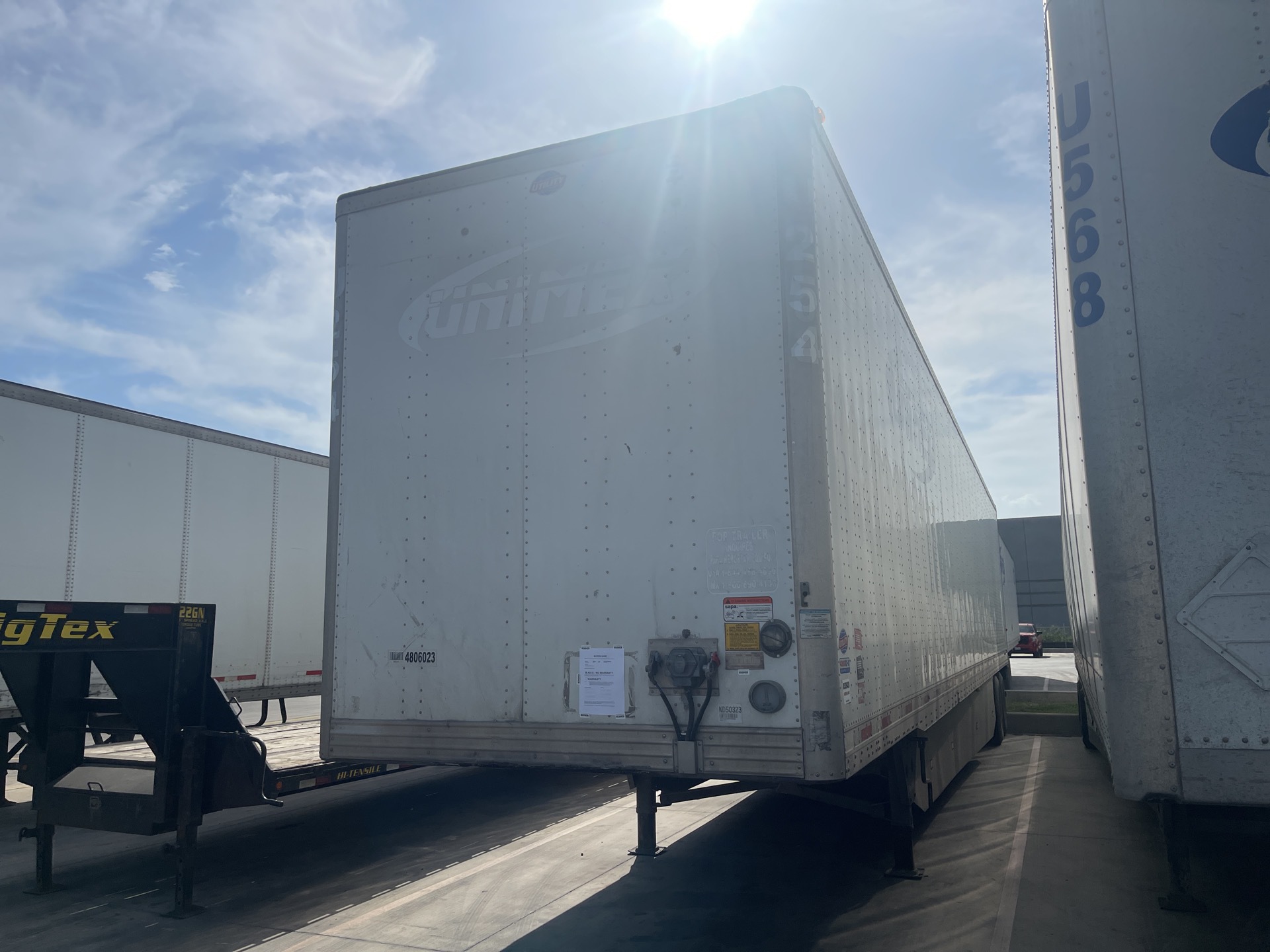 2016 Utility 53 ft T/A Van Trailer