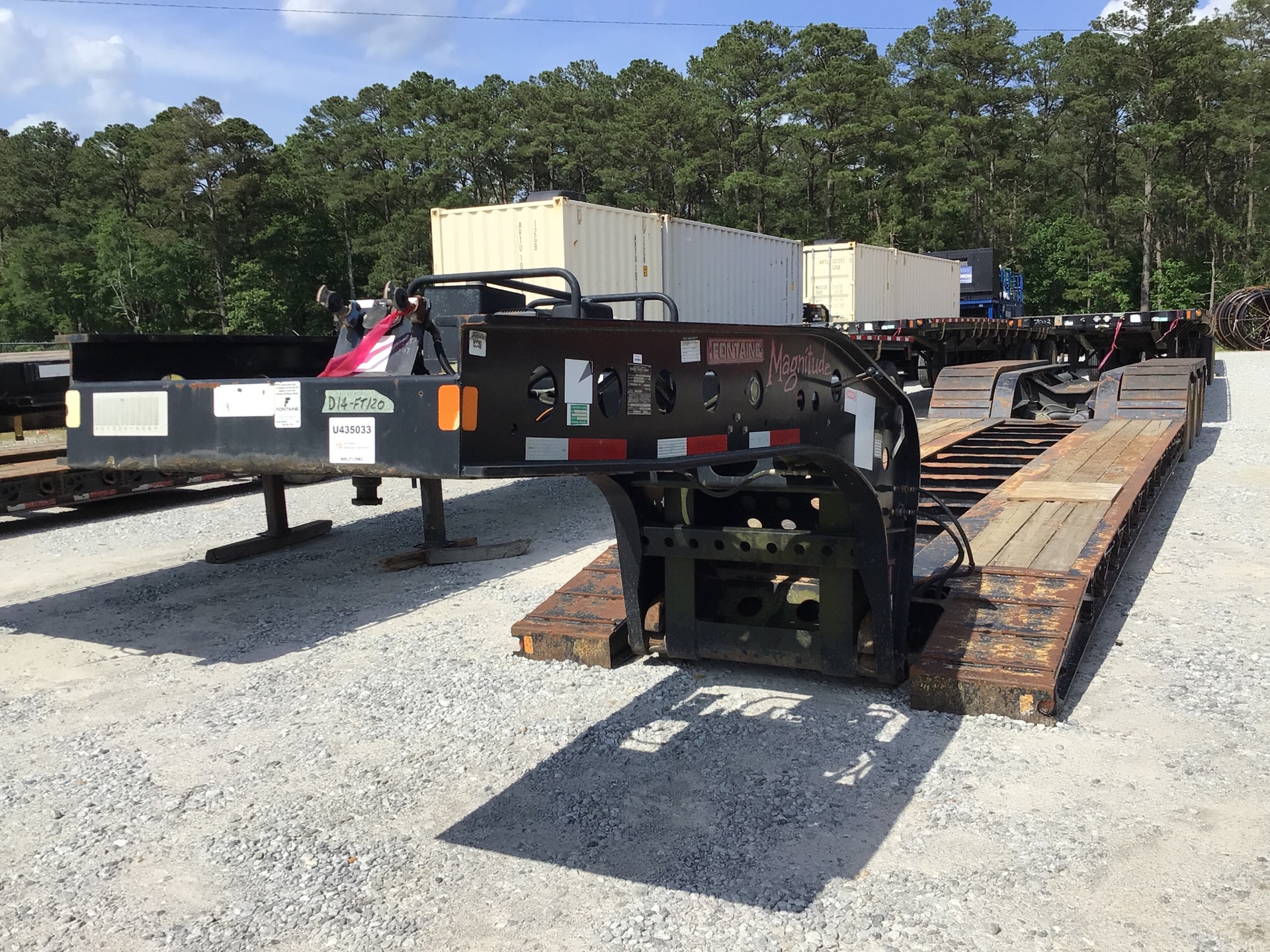 2014 Fontaine 40 ft Tri/A Removable Gooseneck Lowboy Trailer