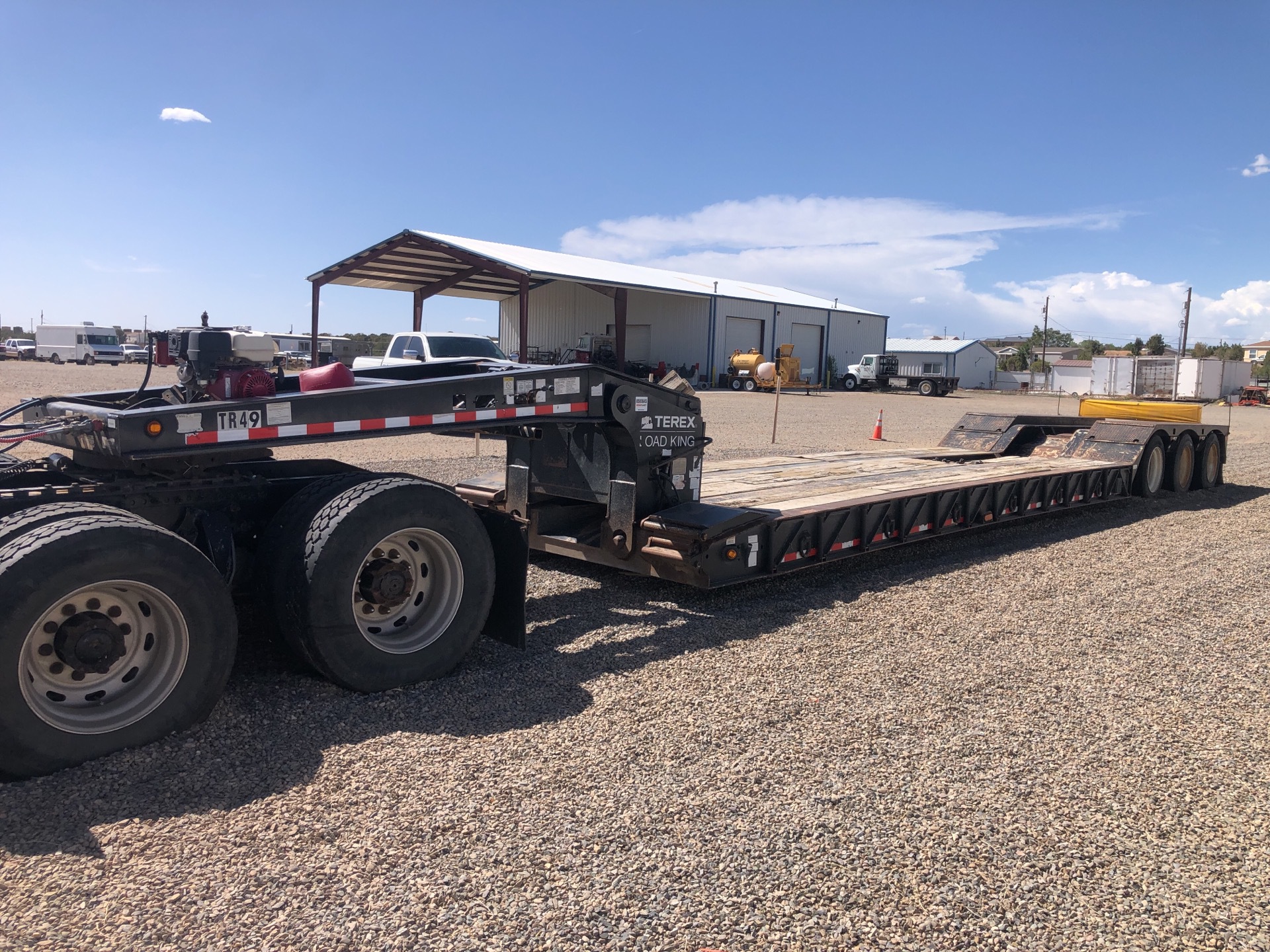 2009 Load King 26 ft Tri/A Removable Gooseneck Lowboy Trailer