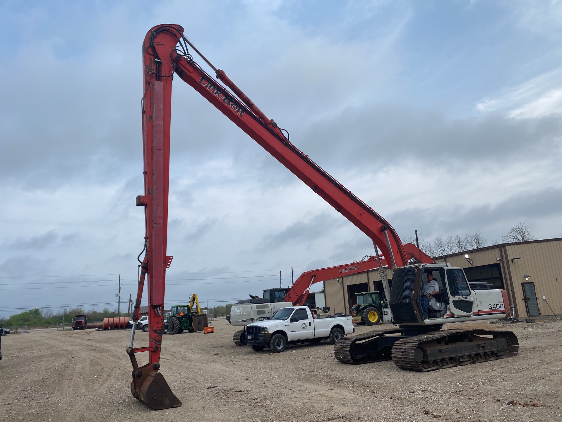 1999 Link-Belt 3400 Quantum Long Reach Tracked Excavator