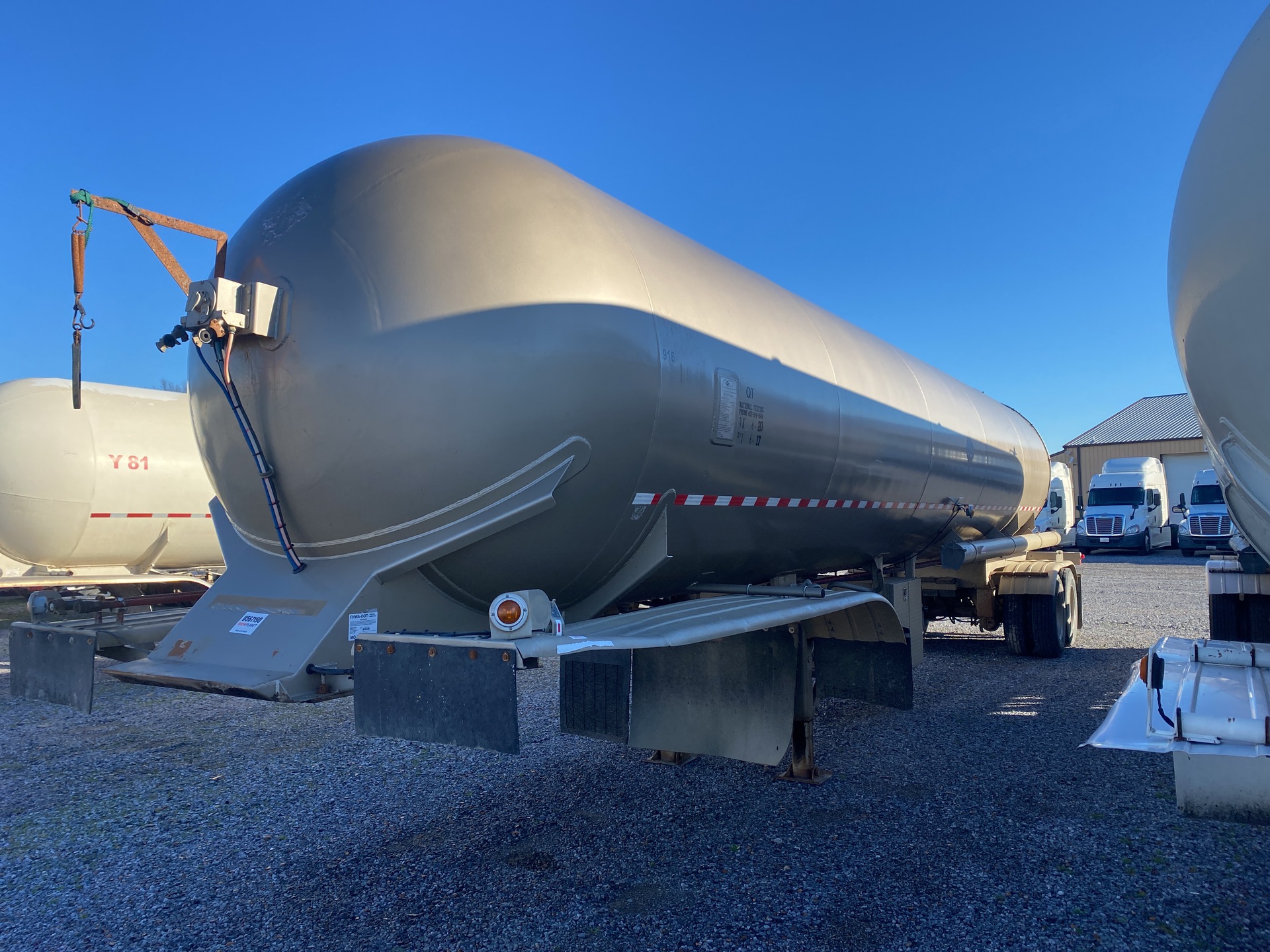 2011 Westmor 11,500 Gallon T/A Tanker Trailer