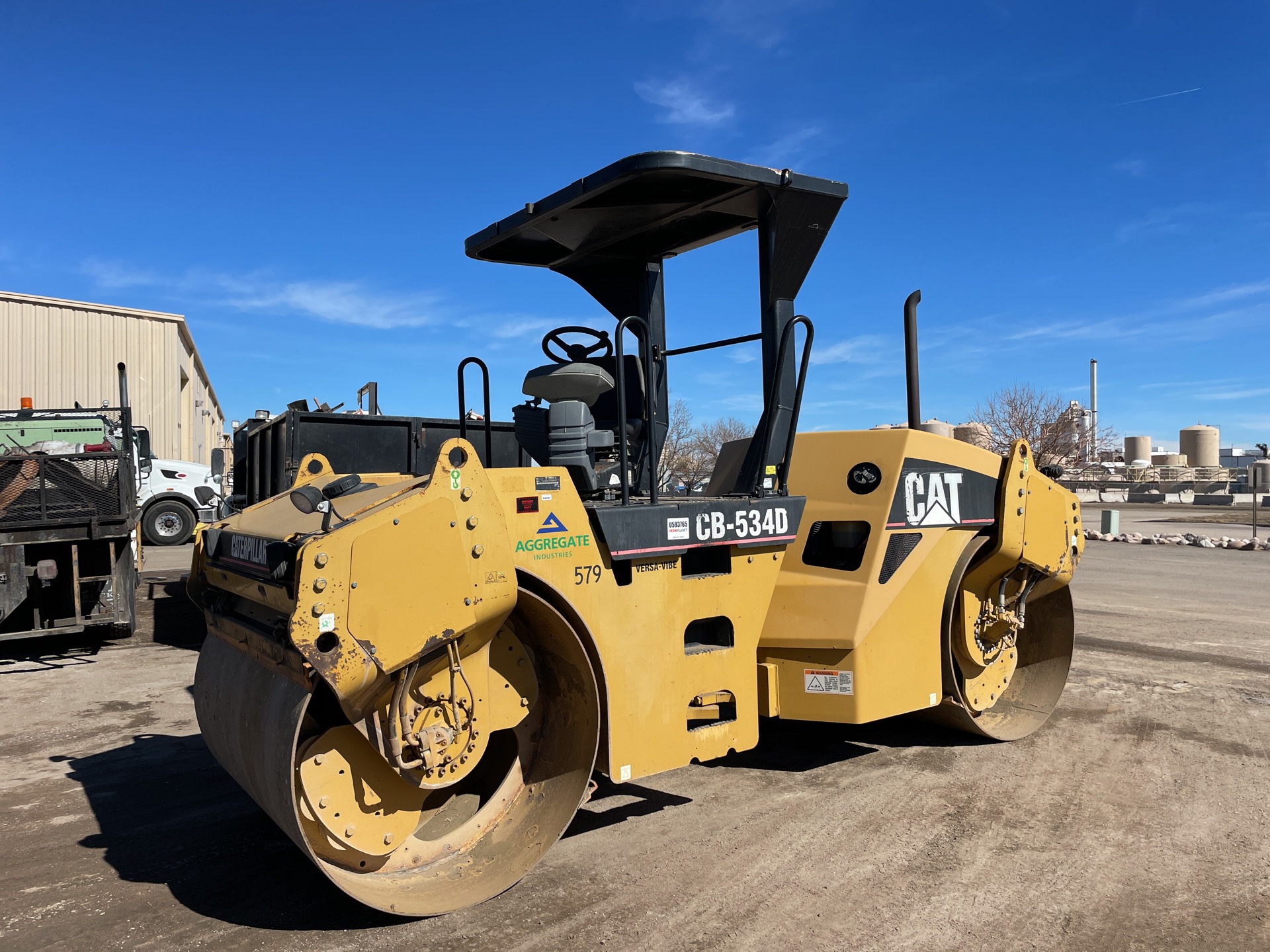 2007 Cat CB-534 Double Drum Roller