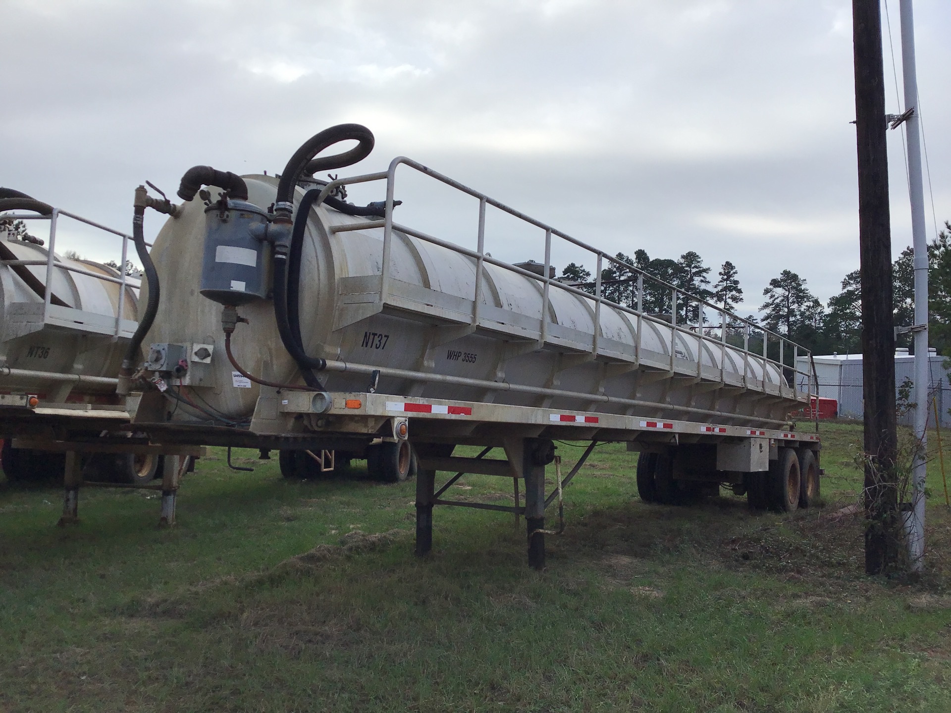 2011 Troxell 150 6300 gal T/A Vacuum Tanker Trailer