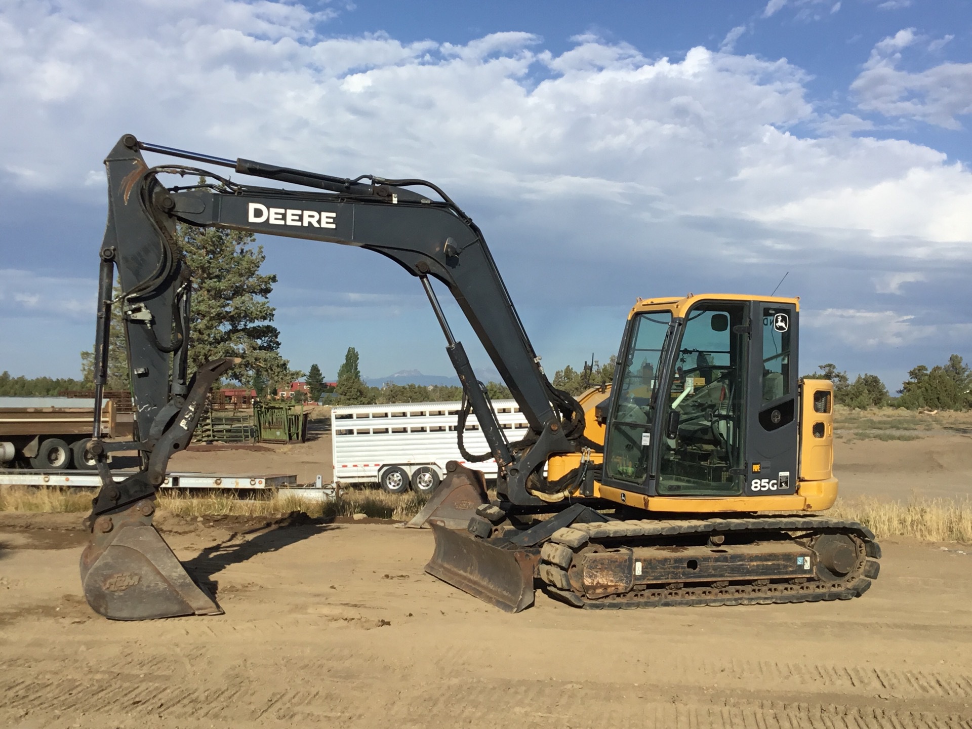 2015 John Deere 85G Tracked Excavator