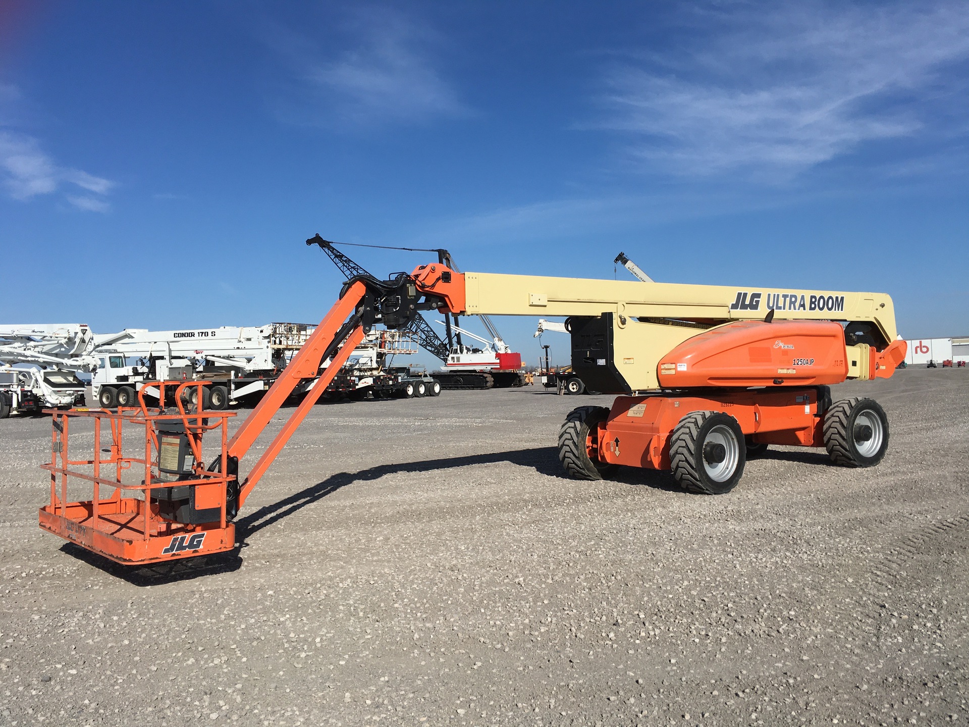 2009 JLG 1250AJP 4WD Diesel Articulating Boom Lift