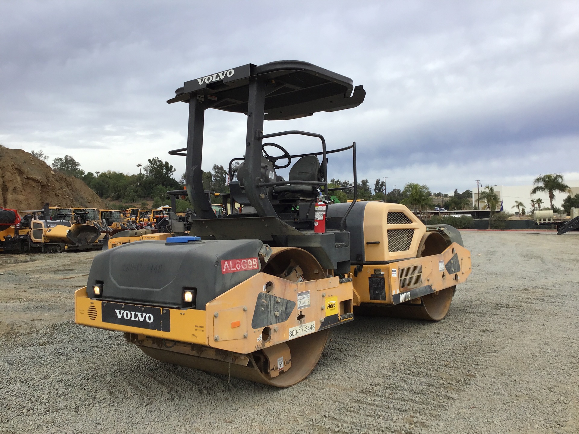 2014 Volvo DD110B Vibratory Double Drum Roller