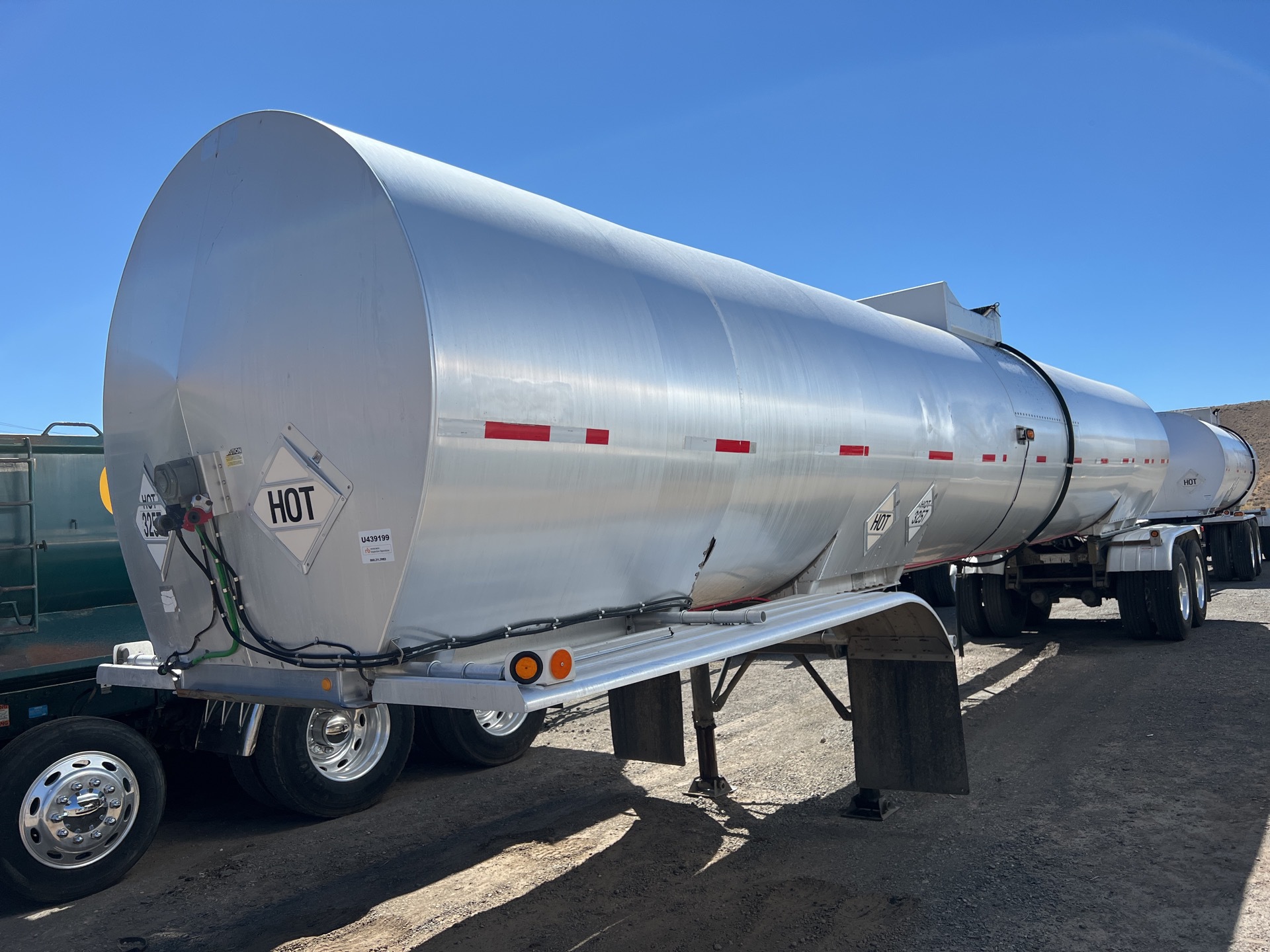 1999 Polar ARJH7500-1 T/A 7500 gal Asphalt Tank Trailer