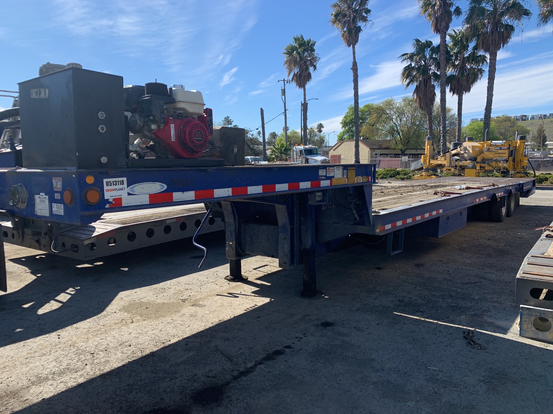 2011 Ledwell T/A Hydraulic Tail Trailer