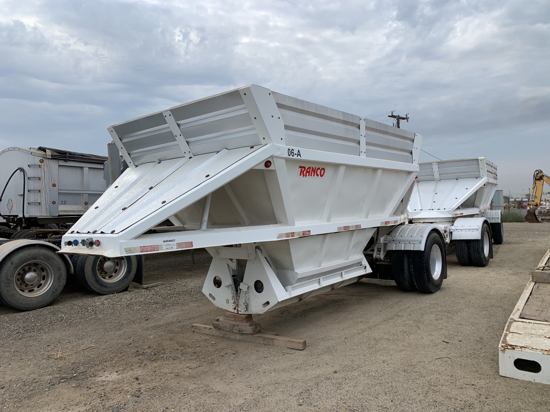 2018 Ranco Belly Dump Trailer w/2018 Ranco Belly Dump Pup Trailer