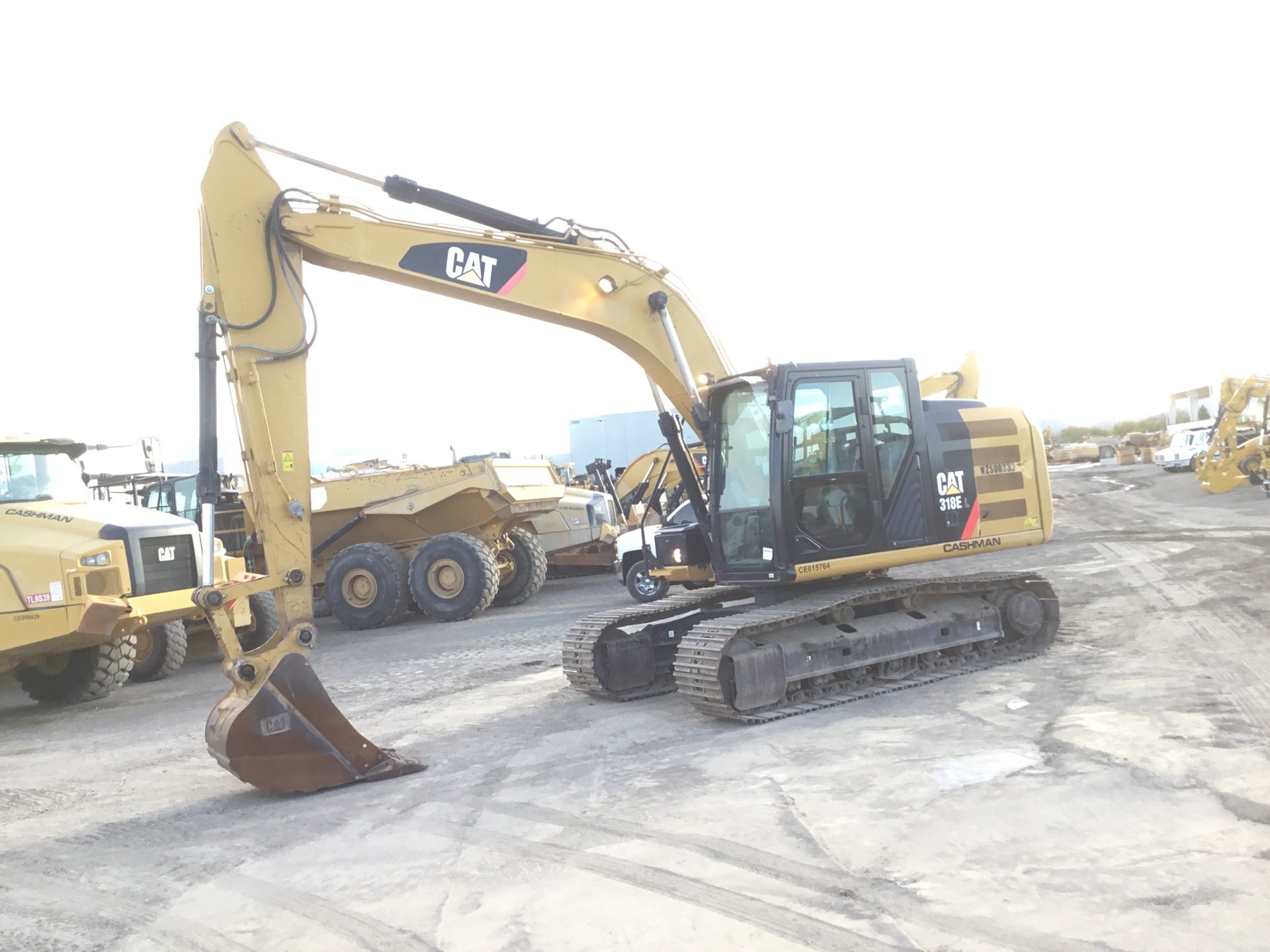 2016 Cat 318EL Tracked Excavator