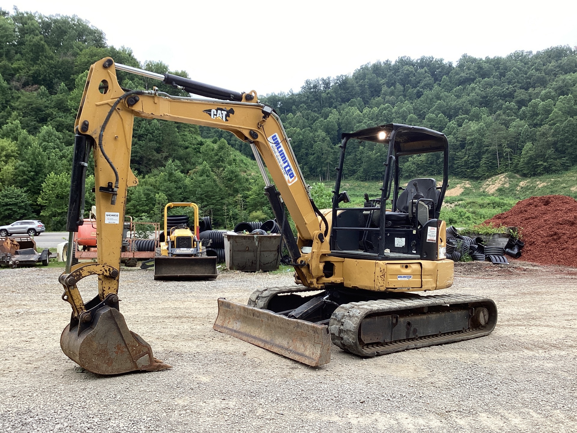 2016 Cat 305.5 Mini Excavator