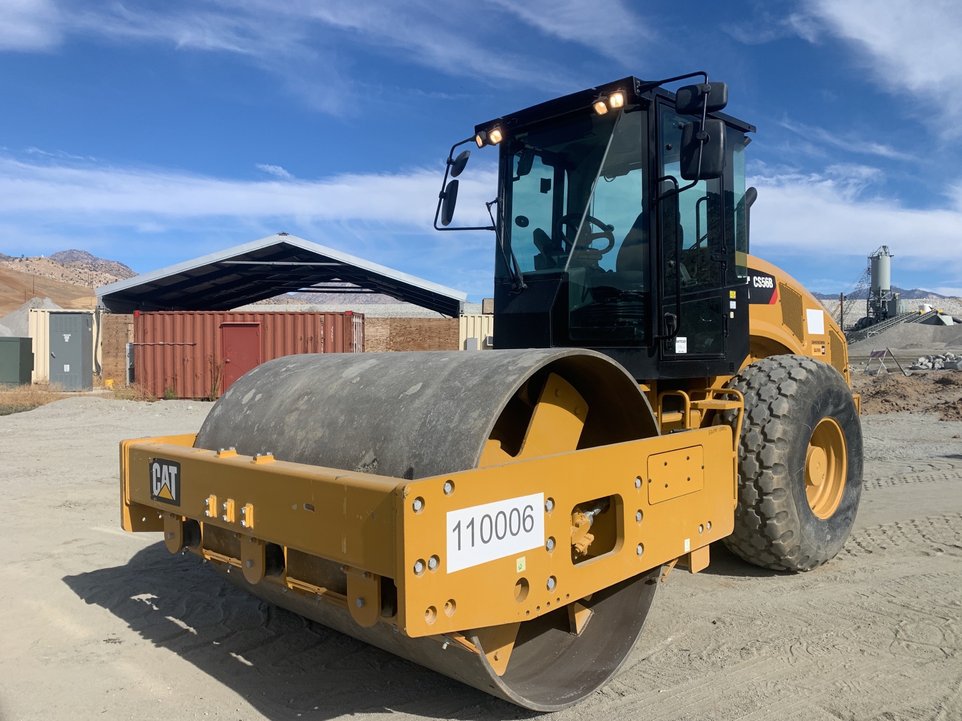 2019 Cat CS56B Smooth Drum Compactor