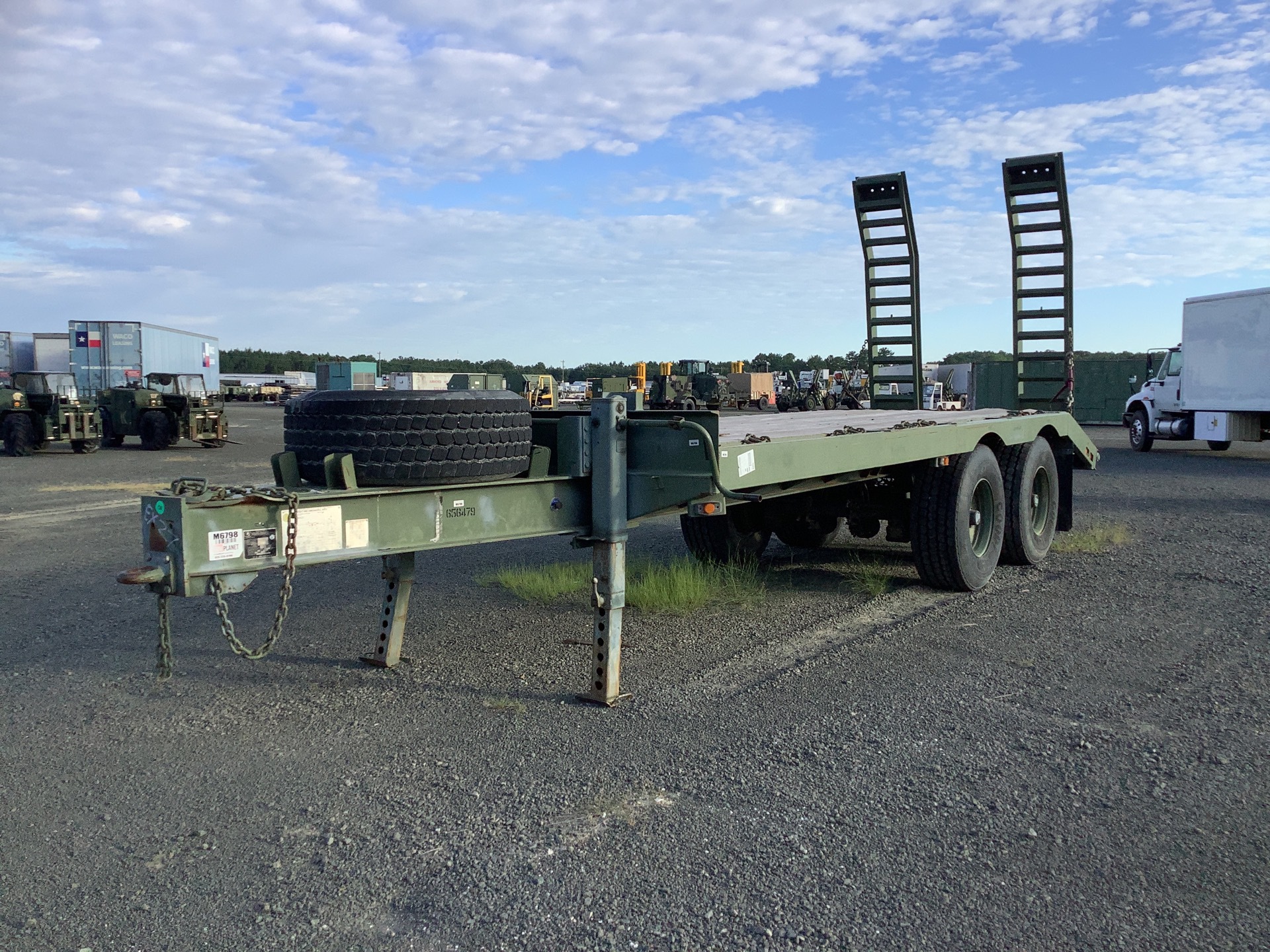 2011 Globe GTTU202-30-20 T/A Equipment Trailer