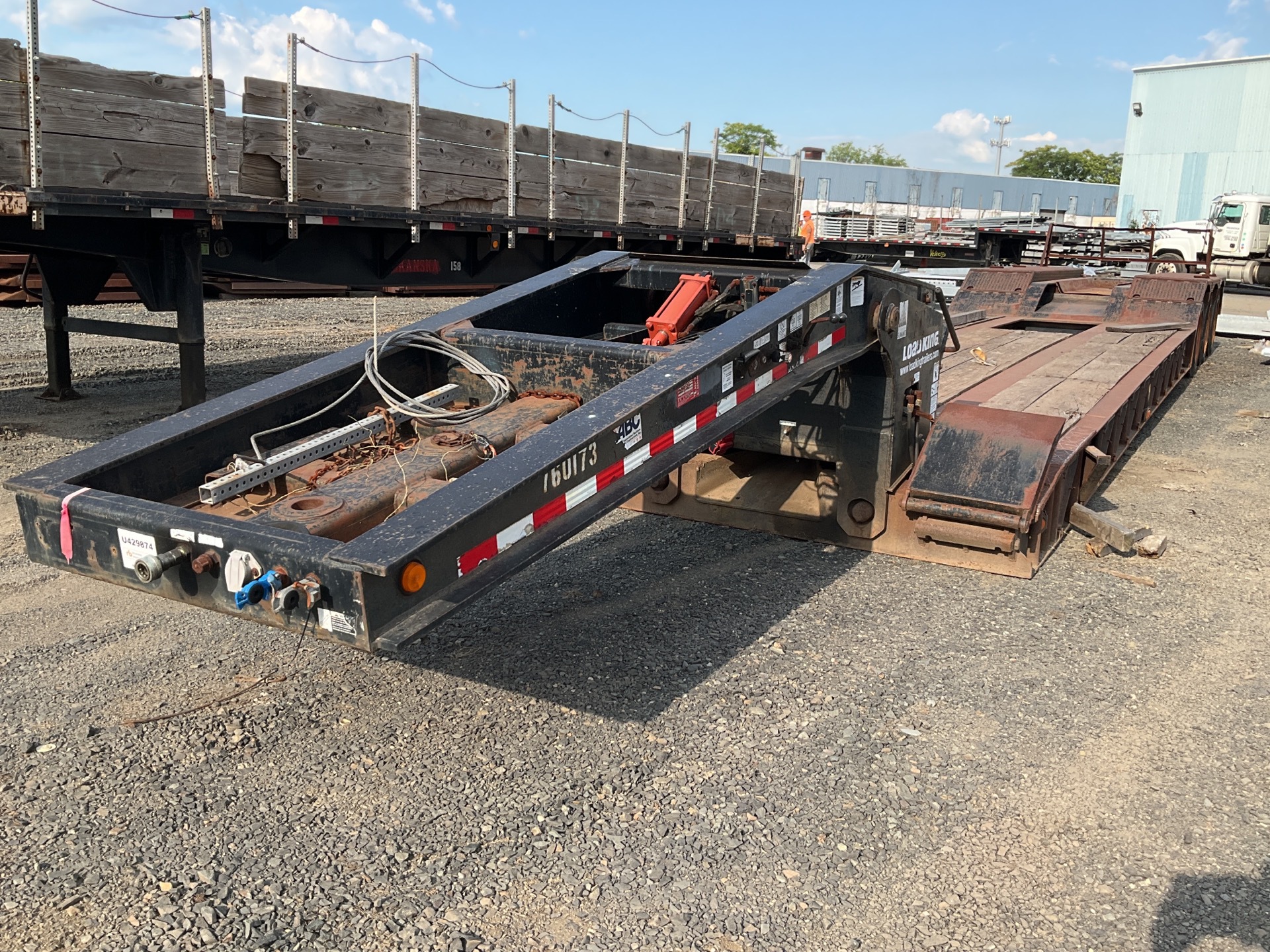 2005 Load King 110000 lb 41 ft Tri/A Removable Gooseneck Lowboy Trailer