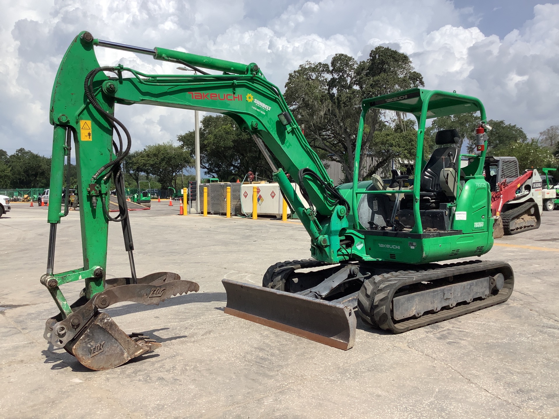 2015 Takeuchi TB260 Mini Excavator